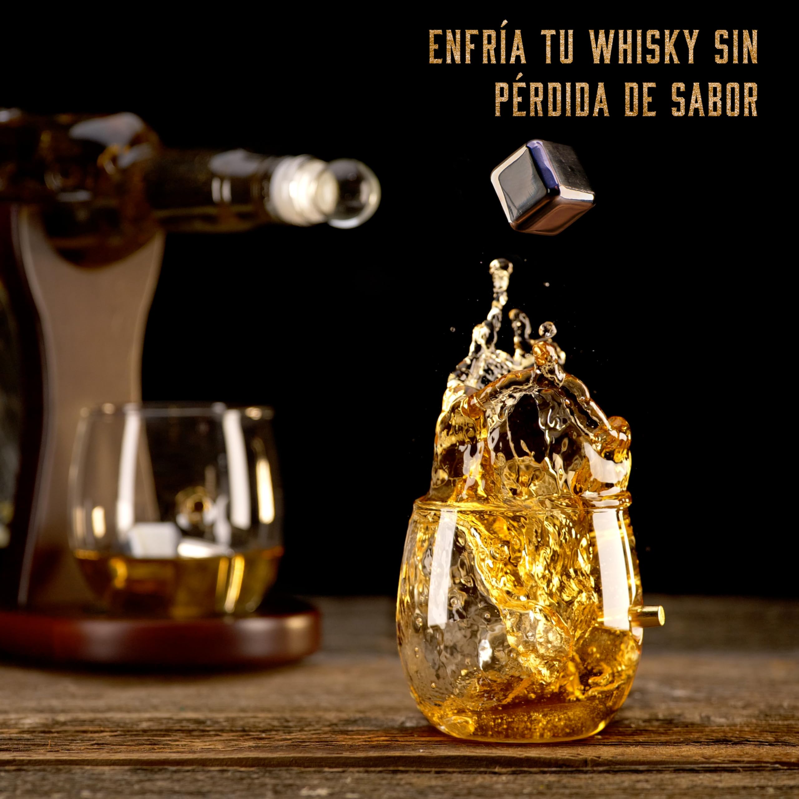 WHISISKEY Decantador de Whisky - Jarra de whisky - Decantador 1000ml - Set de Regalo de Whisky - Regalos Originales para Hombres - 2 Vasos de Whiskey x 285ML, 4 Piedras de Whisky, Accesorios