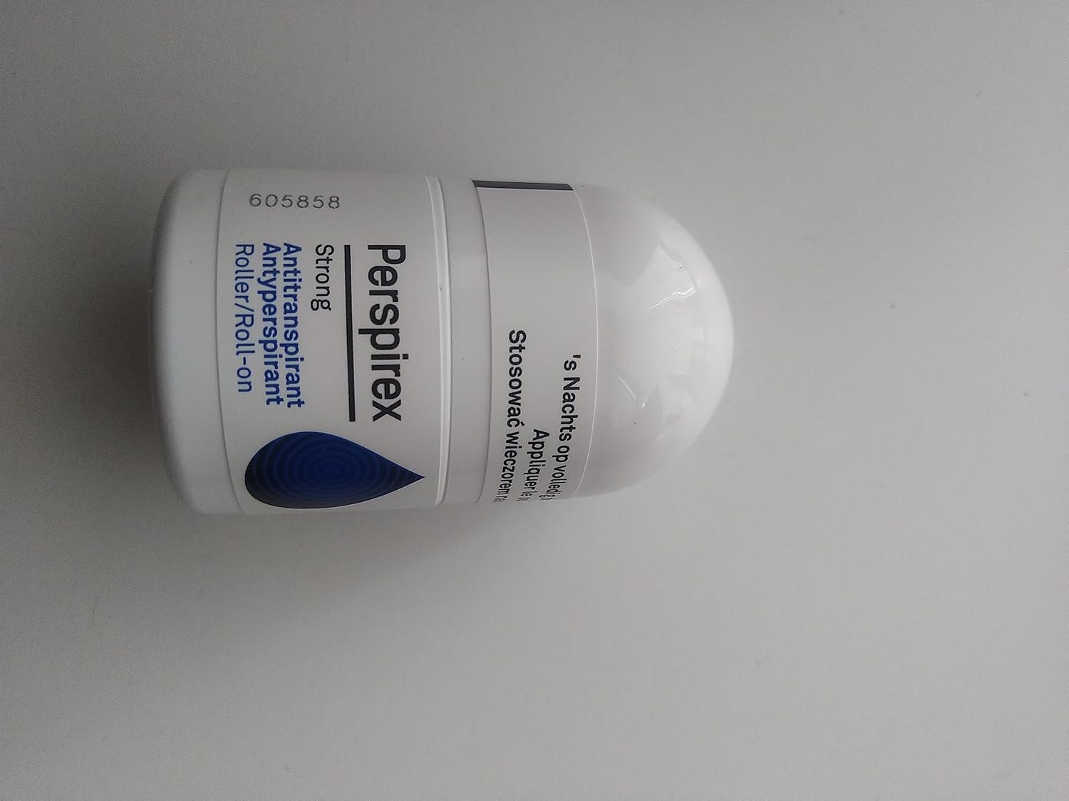 Etiaxil Strong Antiperspirant Roll-on 15 ml./0.5 fl.oz.