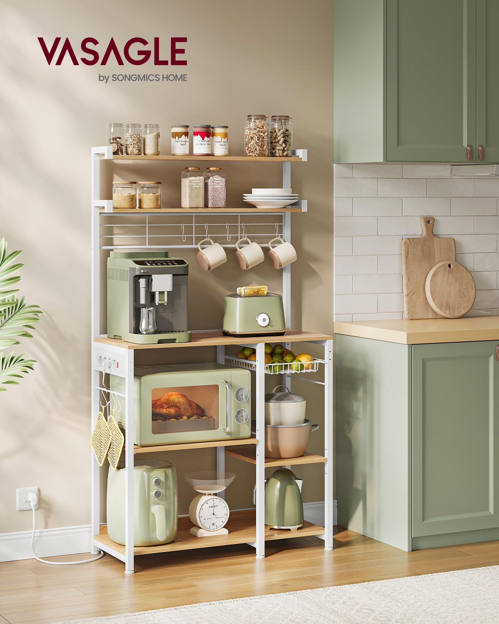 VASAGLE Estantería de Cocina con Enchufes, Estantería de Panadería, Barra de Café, 8 Ganchos en S, Cesta, Especiero, 40 x 90 x 165,5 cm, Roble Dorado y Blanco Nube KKS031Y19