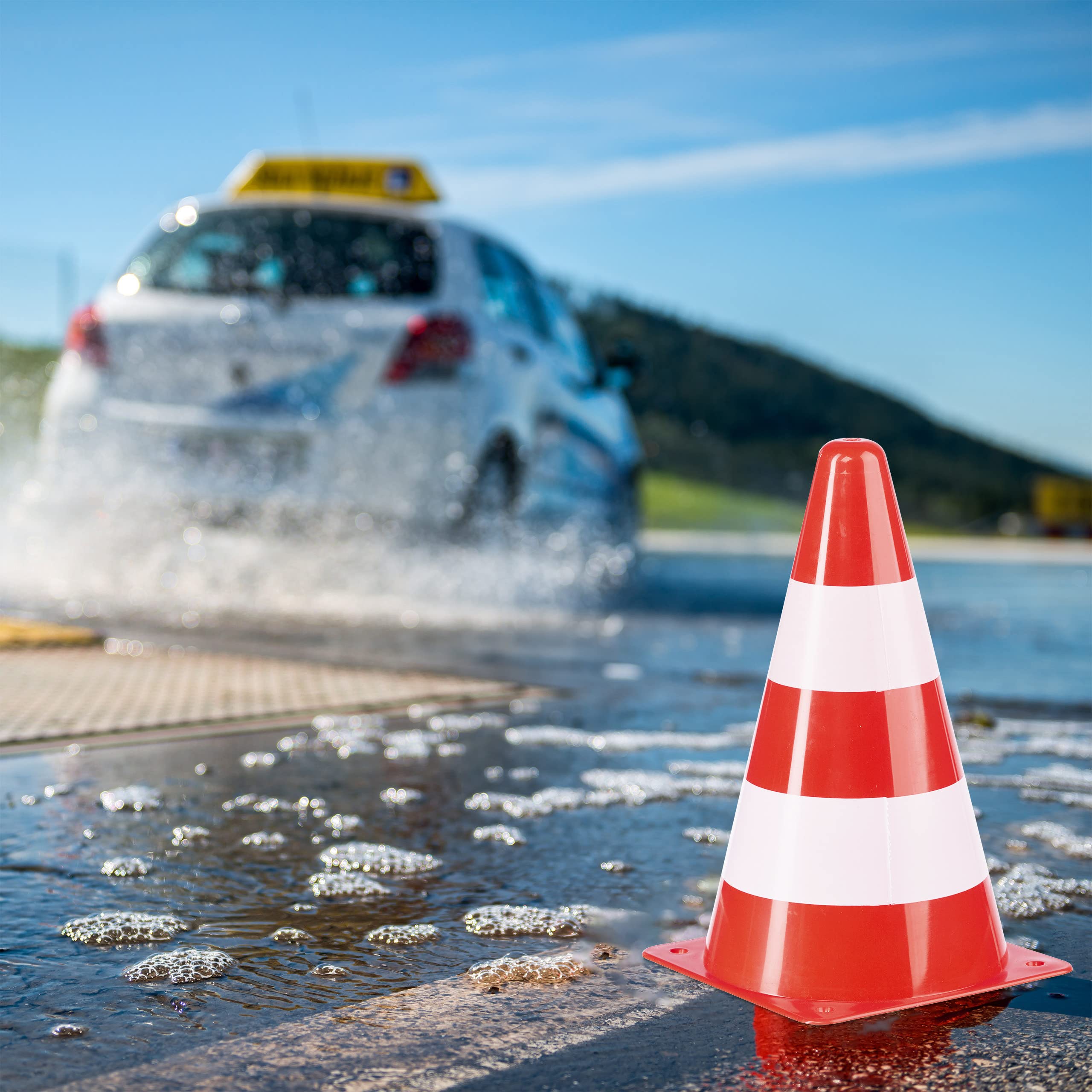 Relaxdays Coni Stradali, Set da 14, Birilli Segnaletici, per Allenamento da Calcio e Agilità Cani, H 23cm, Arancioni