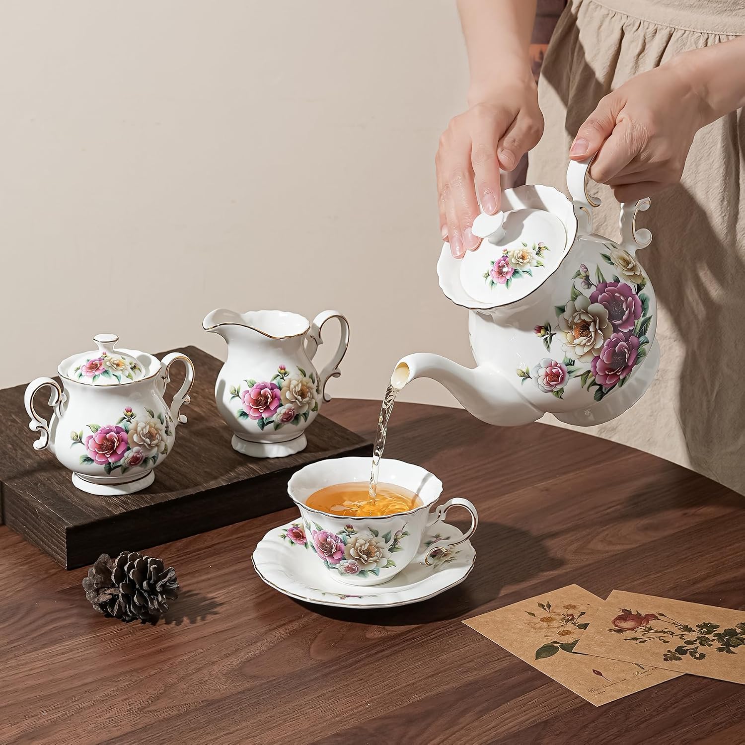 Ceramic Sugar and Creamer Set, 2 Piece Set with Cream Pitcher, Sugar Bowl (Camellia)