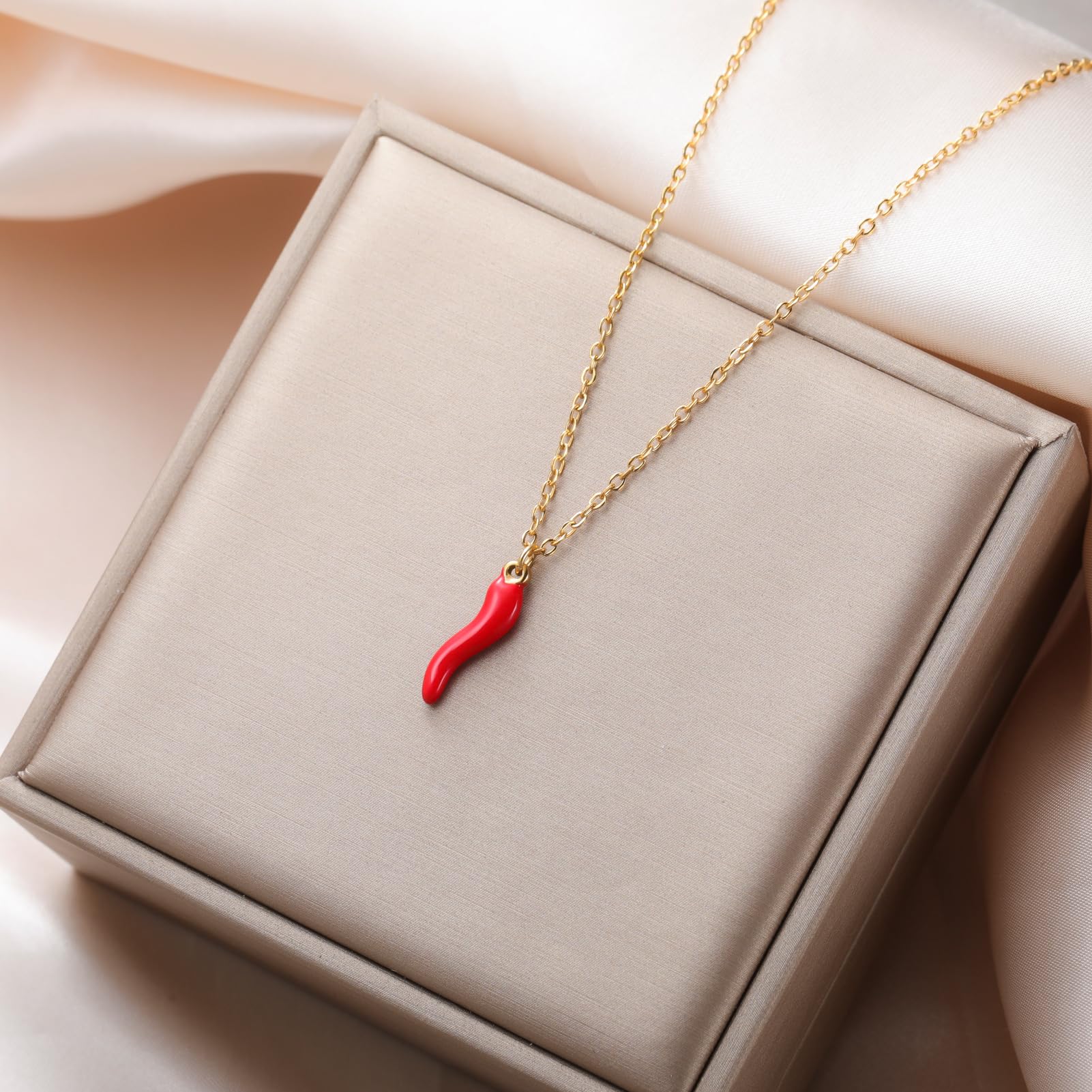 LIKGREAT Włoski róg naszyjnik dla kobiet Cornicello czerwony pieprz naszyjnik szczęśliwy amulet wisiorek ochronny talizman biżuteria