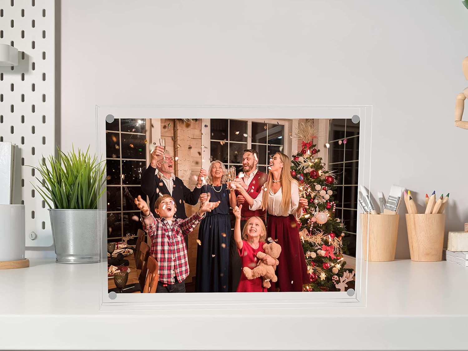 INTELLIMADE Clear Acrylic Floating Magnetic Picture Frame Double-sided, Frameless, Corner Magnet Hold, Free Standing Tabletop Display (5, 3.5" x 5")