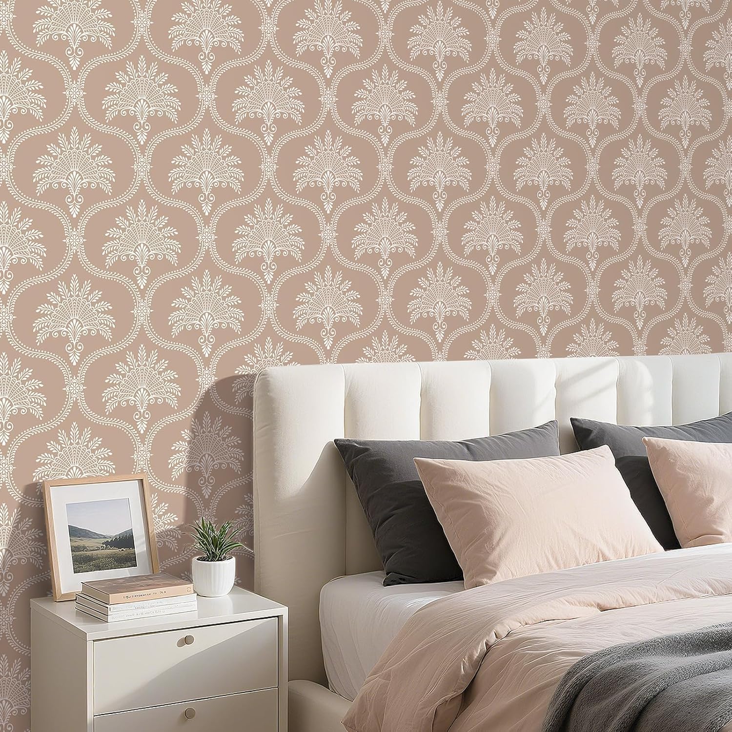 Decotalk 17.5x354 Inch Damask Wallpaper Peel and Stick Beige White Flower Wall Paper Baroque Damask Wallpaper Self Adhesive Floral Wall Paper for Bathroom Bedroom White Beige Baroque Pattern