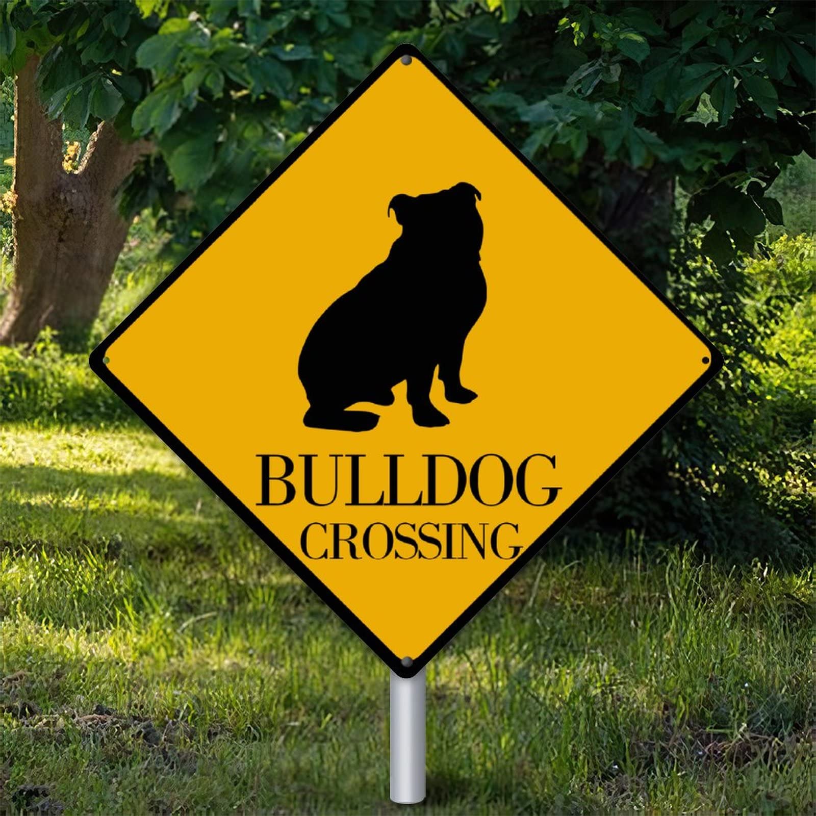 Panneau de croisement bouledogue pour sécuriser votre jardin avec humour