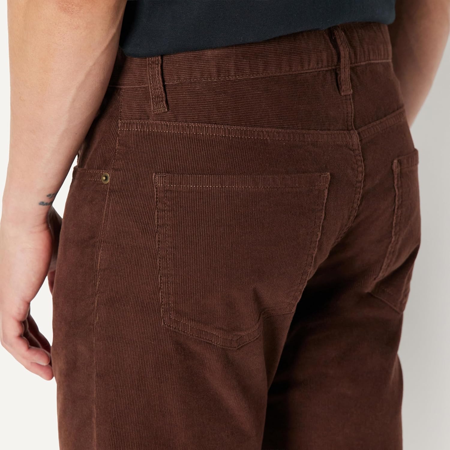 Amazon Essentials Men's Slim Fit 5 Pocket Corduroy Pant - Image 5