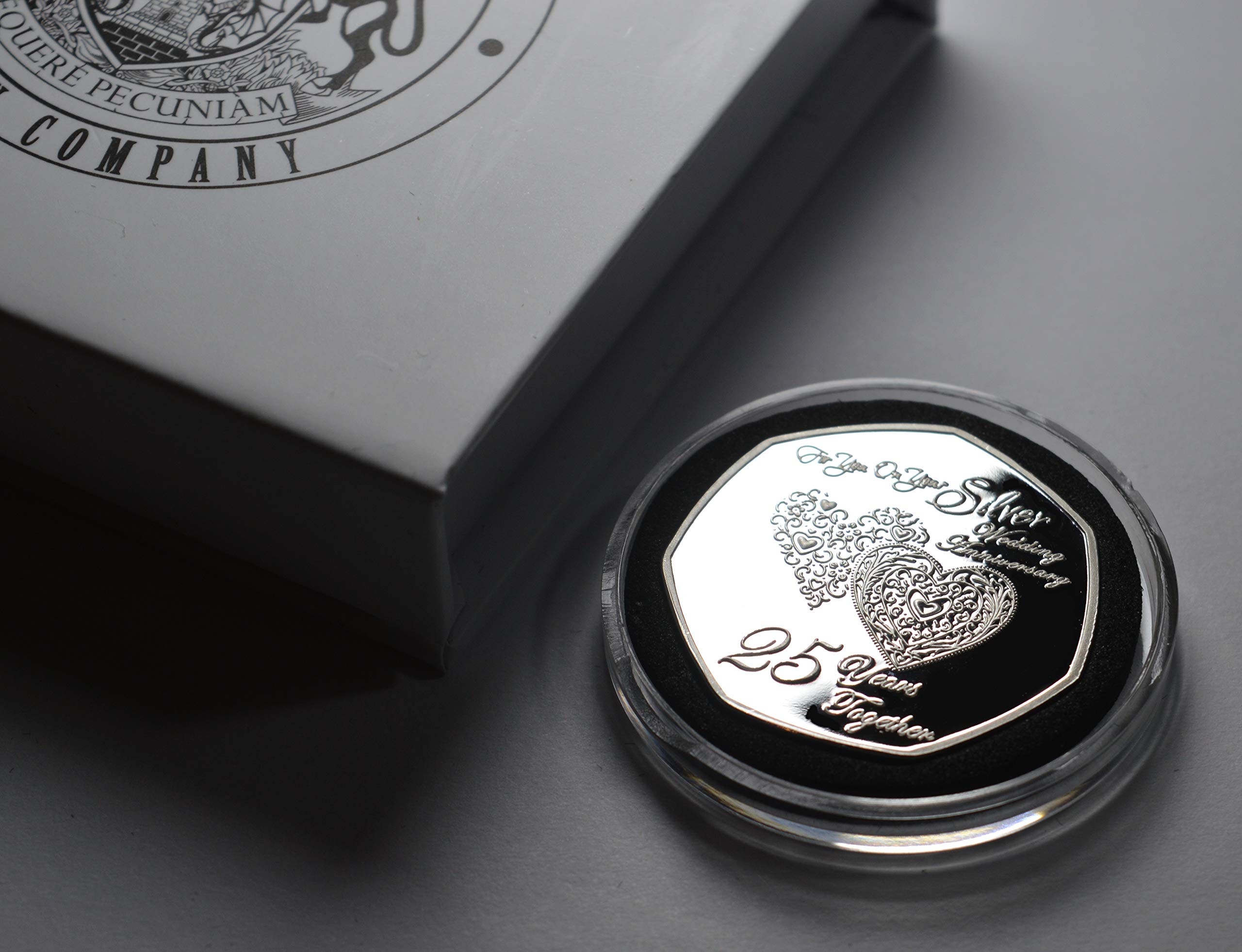 The Commemorative Coin Company 25th SILVER WEDDING ANNIVERSARY .999 Silver Commemorative in Capsule and Gift Box. Gift/Present/Favour, 25 Years.