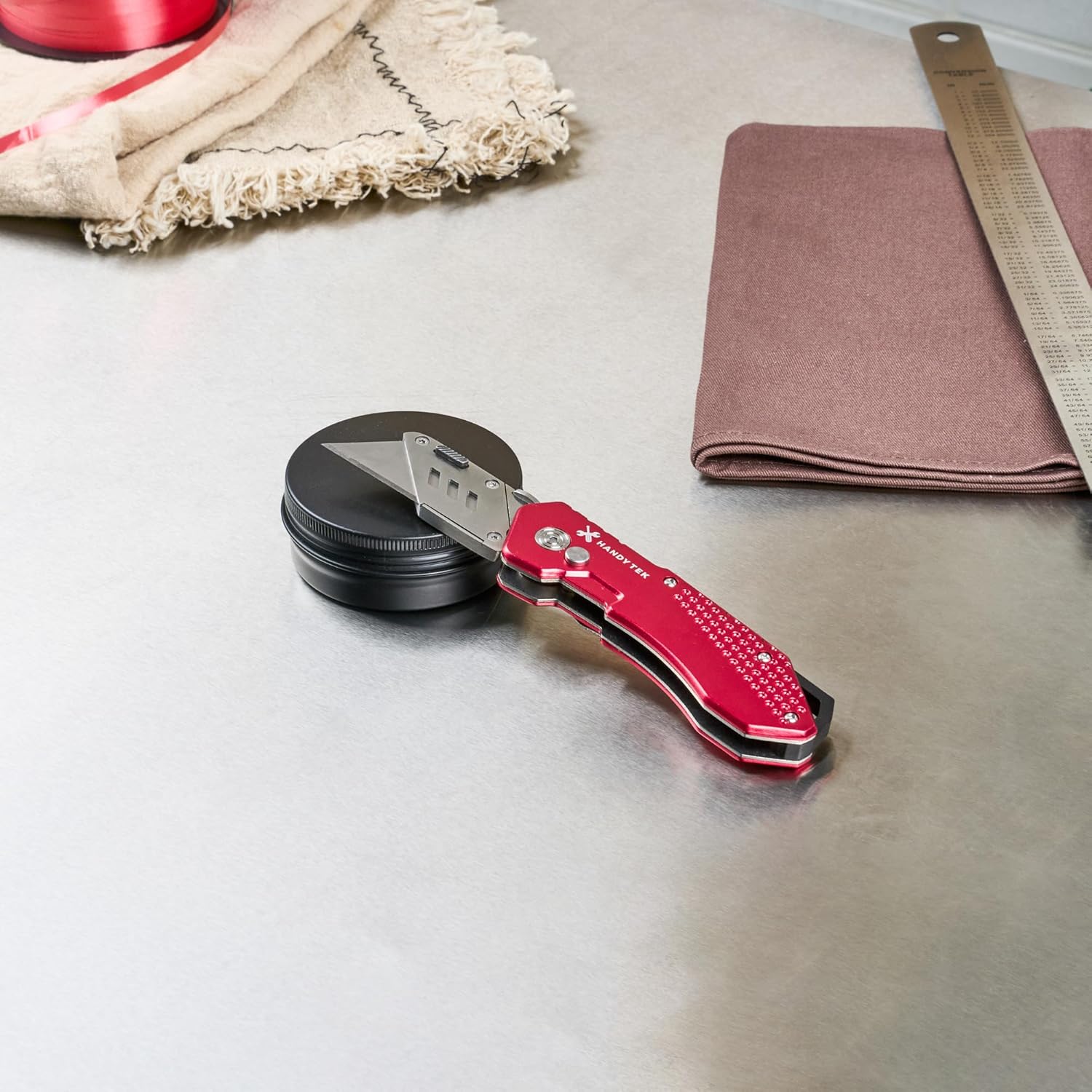 Handy Tek Quick Change Blade Razor Knife, 1 Folding Utility Knife - Includes 1 Sharp Blade, 19 mm Wide, Red Stainless Steel Box Cutter, Lock-Back Design, Heavy-Duty - Restaurantware