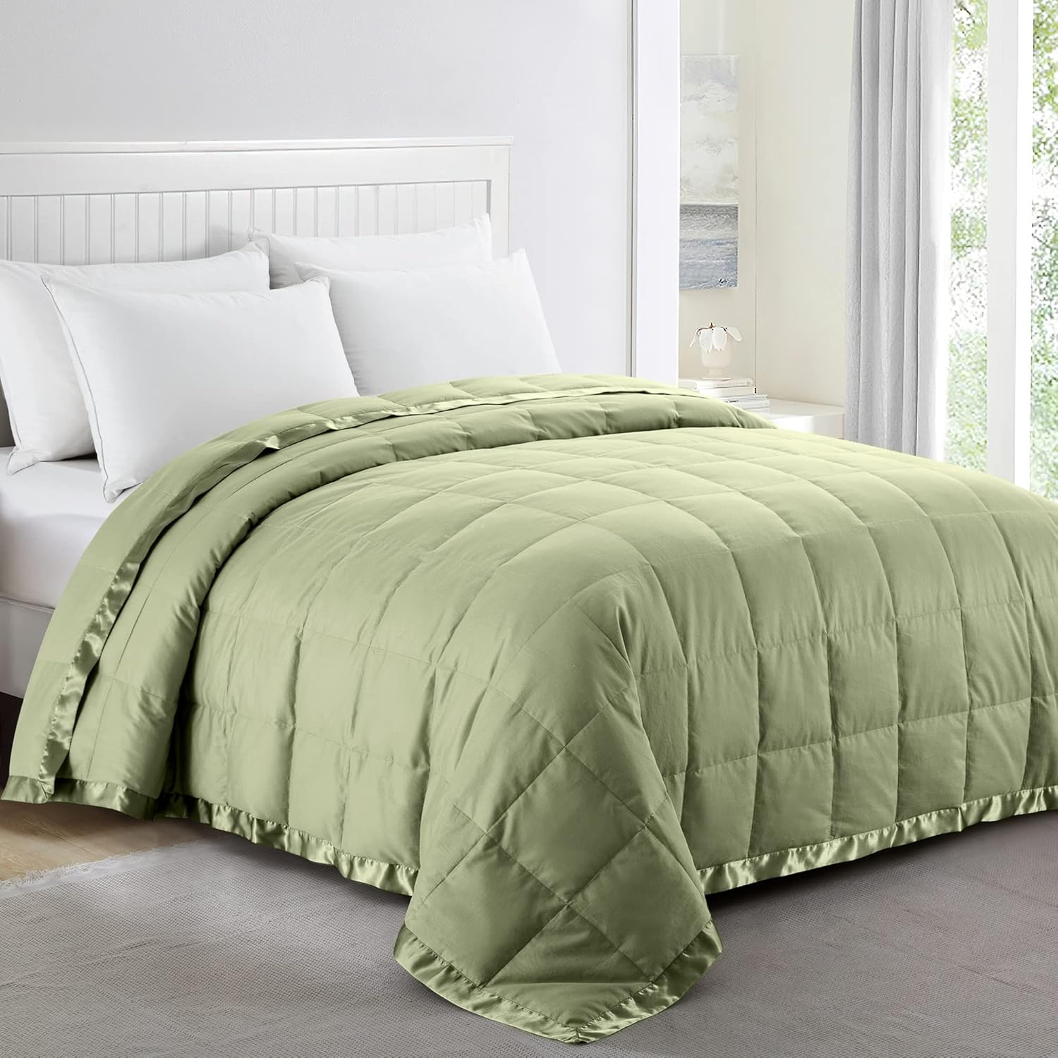 puredown Lightweight White Down Blanket for Bedding, 100 Cotton Shell