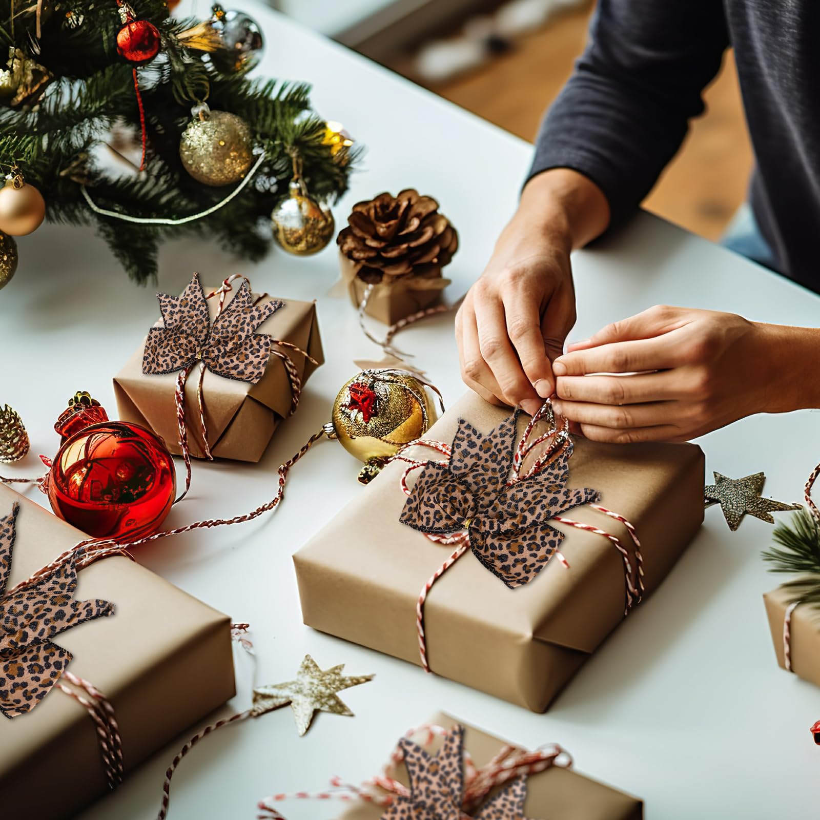 Laços De Natal Estampados Em Leopardo Janinka - 24 Unidades Para Presentes E Decoração