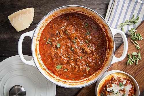 Miniatura 5 de Le Creuset Horno holandés redondo de hierro fundido esmaltado, 5.5 cuartos de galón, Blanco