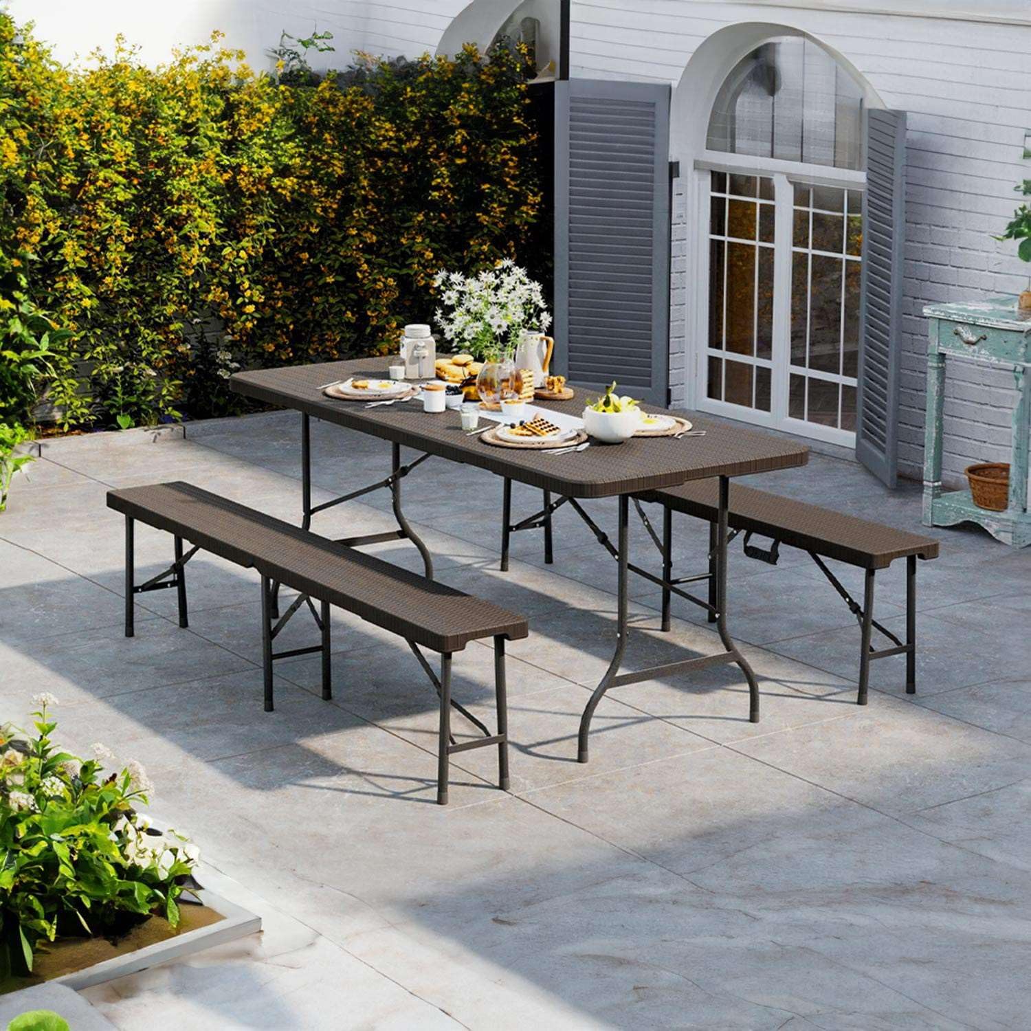 7H SEVEN HOUSE Conjunto Plegable Mesa con 2 Bancos de 180cm Catering Marrón Efecto Ratán 7house