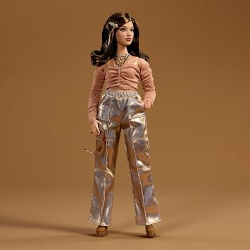 Barbie Özelleştirilebilir Moda Bebek & Evrensel Uygun Giyim, Pozitif Gövde ve Değiştirilebilir Bebek Kafası ile Nötr Kit 003 Oluşturduğunuz Temel Bilgiler