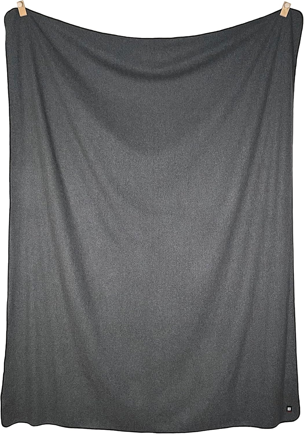 EKTOS 90% Wool Blanket, 4.5 lbs, Warm, Thick, Washable, Large 66" x 90", US Military Style | Perfect for Camping, Outdoor Adventures, Sporting Events, Survival & Emergency Kits (Grey) : Sports & Outdoors