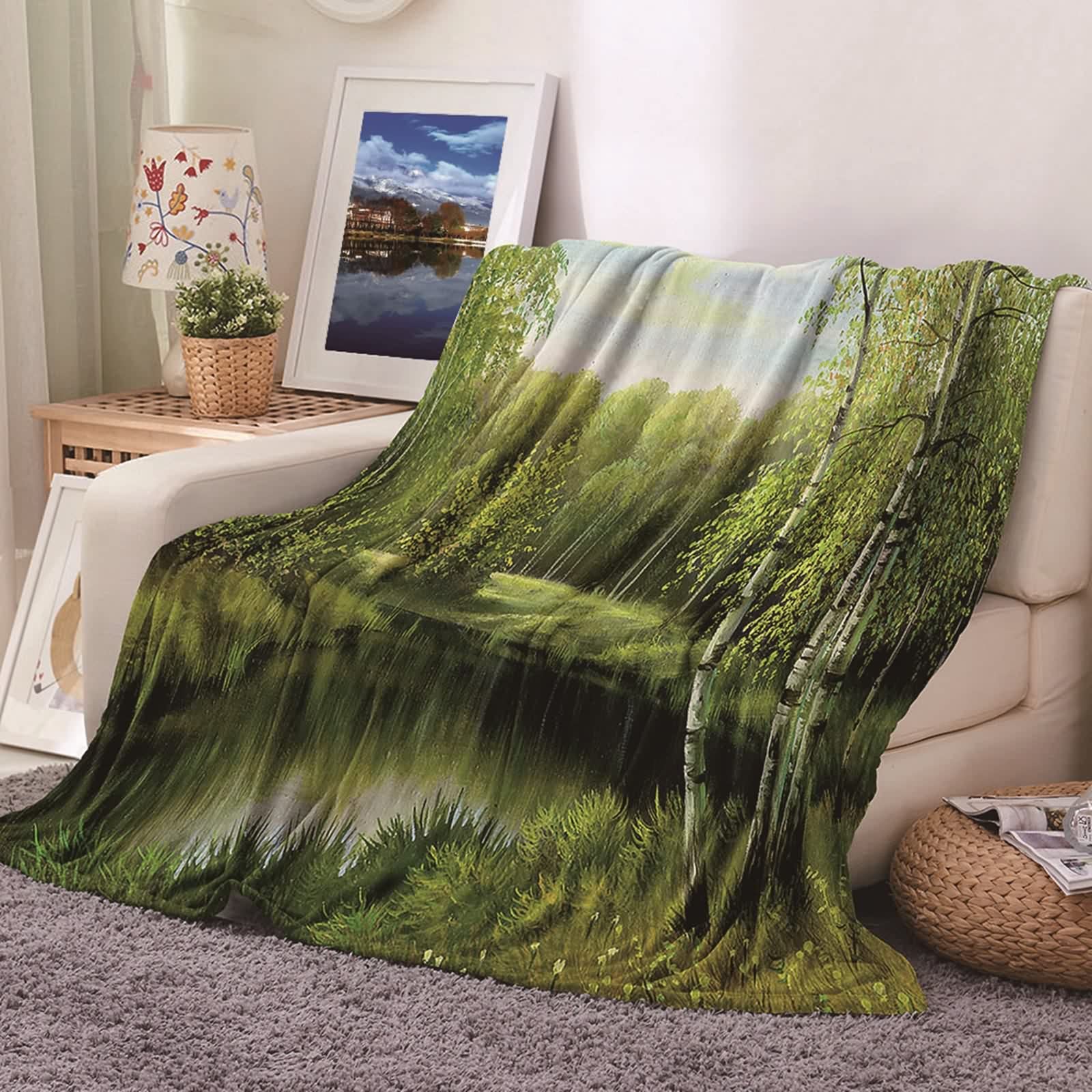 Couverture polaire en flannel KnSam 80x120cm avec motif de lac et arbres verts