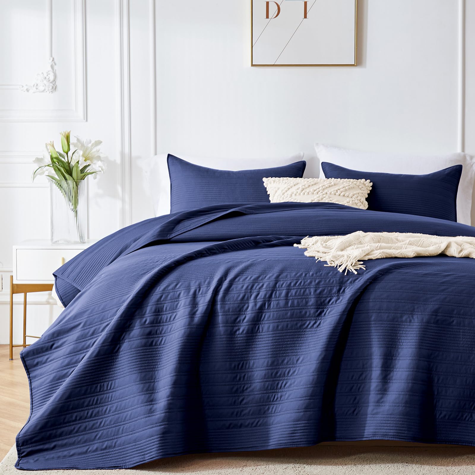inron Quilt Set Queen Size, Navy Blue Microfiber Ultrasonic Full Bedspreads, Modern Striped Bedding Set, Lightweight Thin Coverlet for All Season (1 Quilt, 2 Pillow Shams)