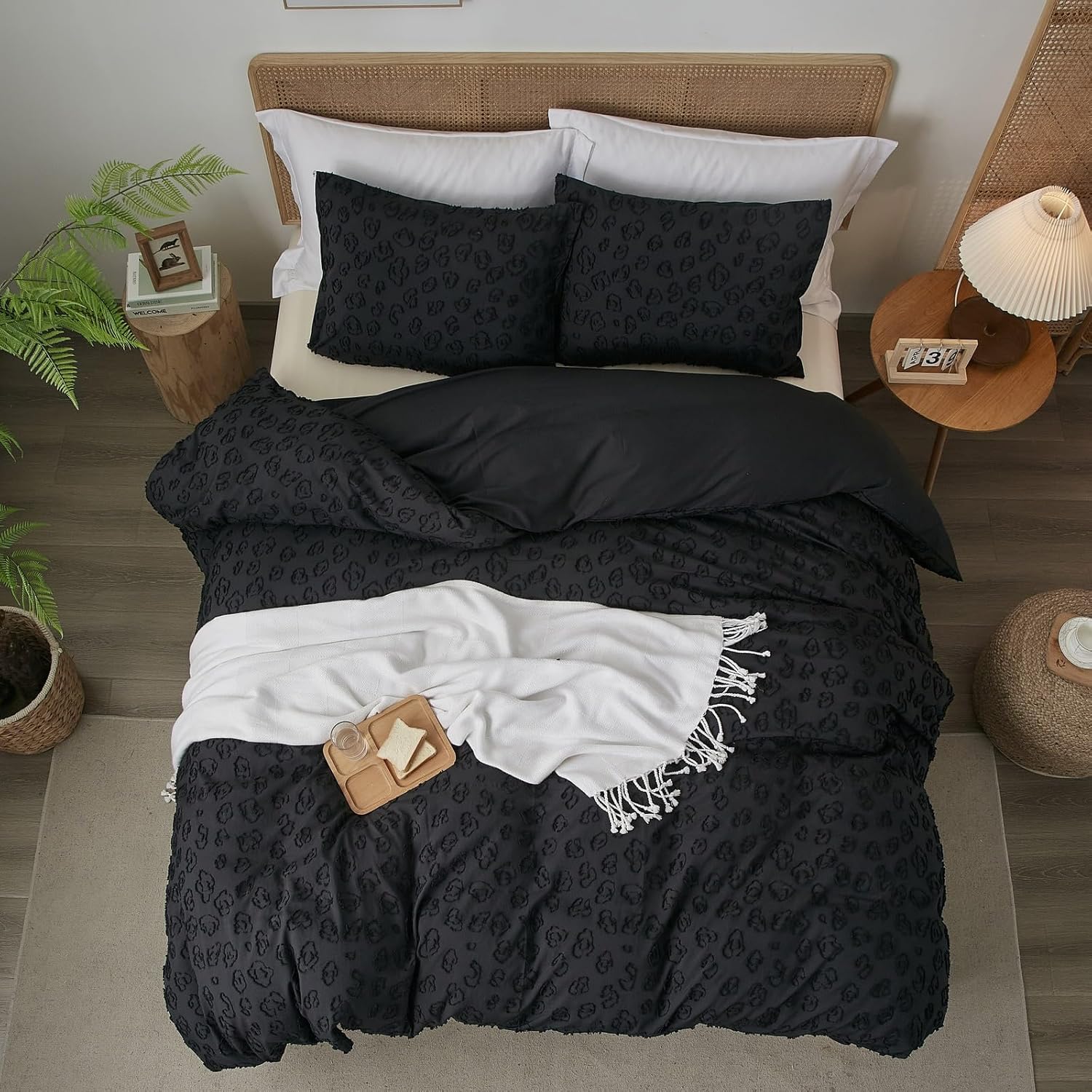 Ranunculus Tufted Duvet Cover Set Queen Size, Soft and Washed Microfiber Duvet Cover with Button Closure & 2 Pillowcases for All Seasons, Lightweight Leopard Print Textured (Black,90"x90")