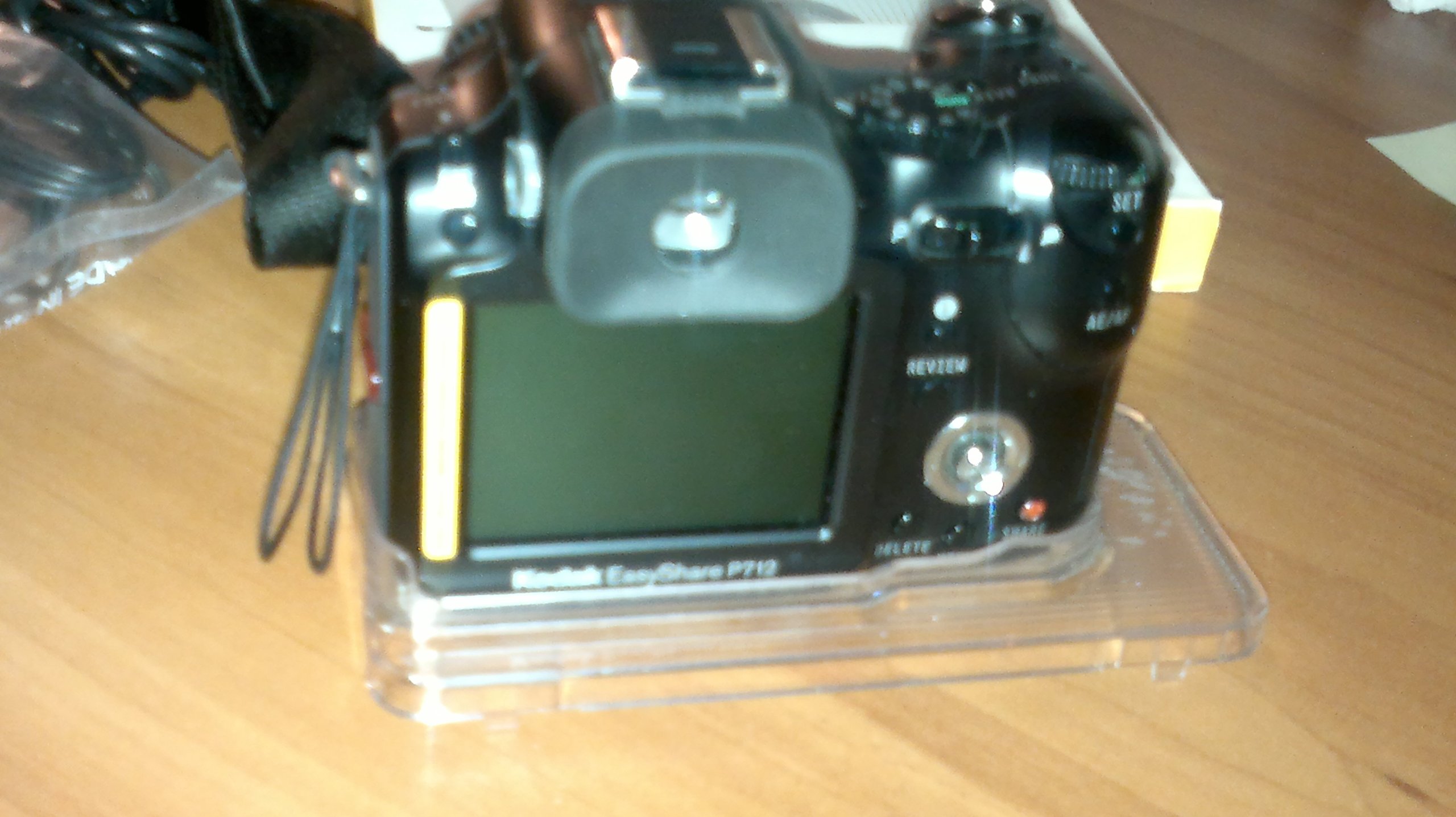 Amazon.com : Kodak Easyshare P712 7.1 MP Digital Camera with 12x