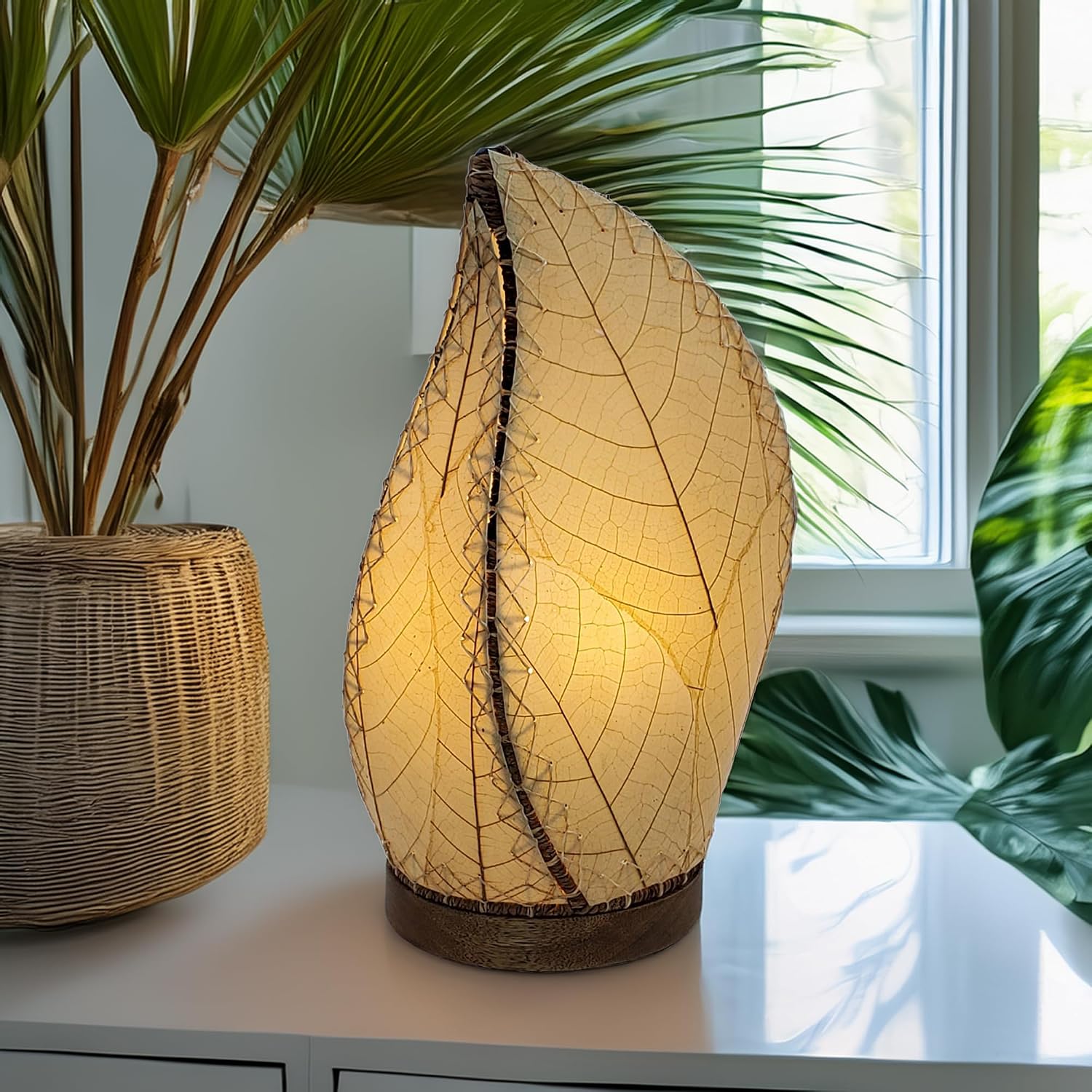 Eangee Home Design Leaflet Table Lamp Natural Shade Made of Real Cocoa Leaves 5 Inches Length x 7 Inches Width x 14 Inches Height (647 t n)