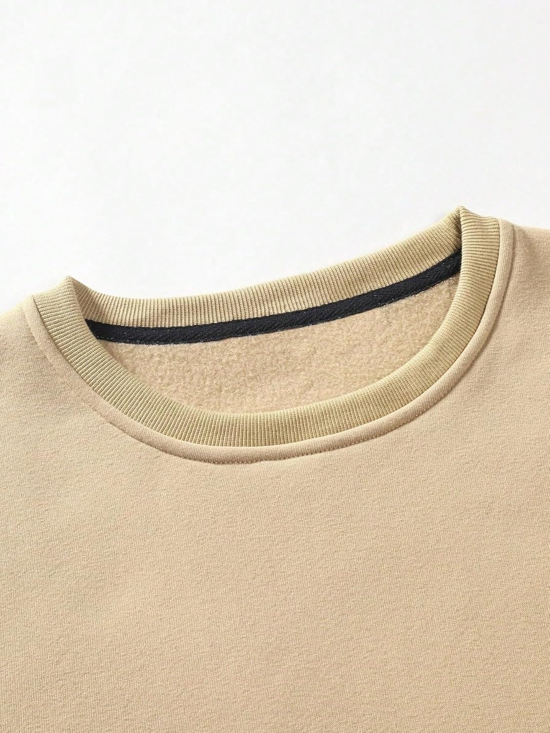 WDIRARA Men's 2 Pack Bear Print Pullovers Black and White Sweatshirt Round Neck Casual Long Sleeve Sweatshirts - Image 3