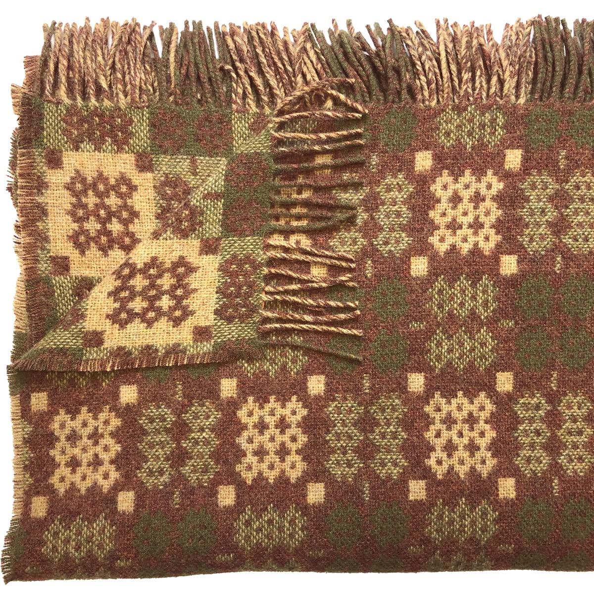 Cadwyn Chestnut Colour Welsh Tapestry Woollen Throw. Traditional Carthen Welsh Blanket - Caernarfon Pattern. Finished With Fringing.