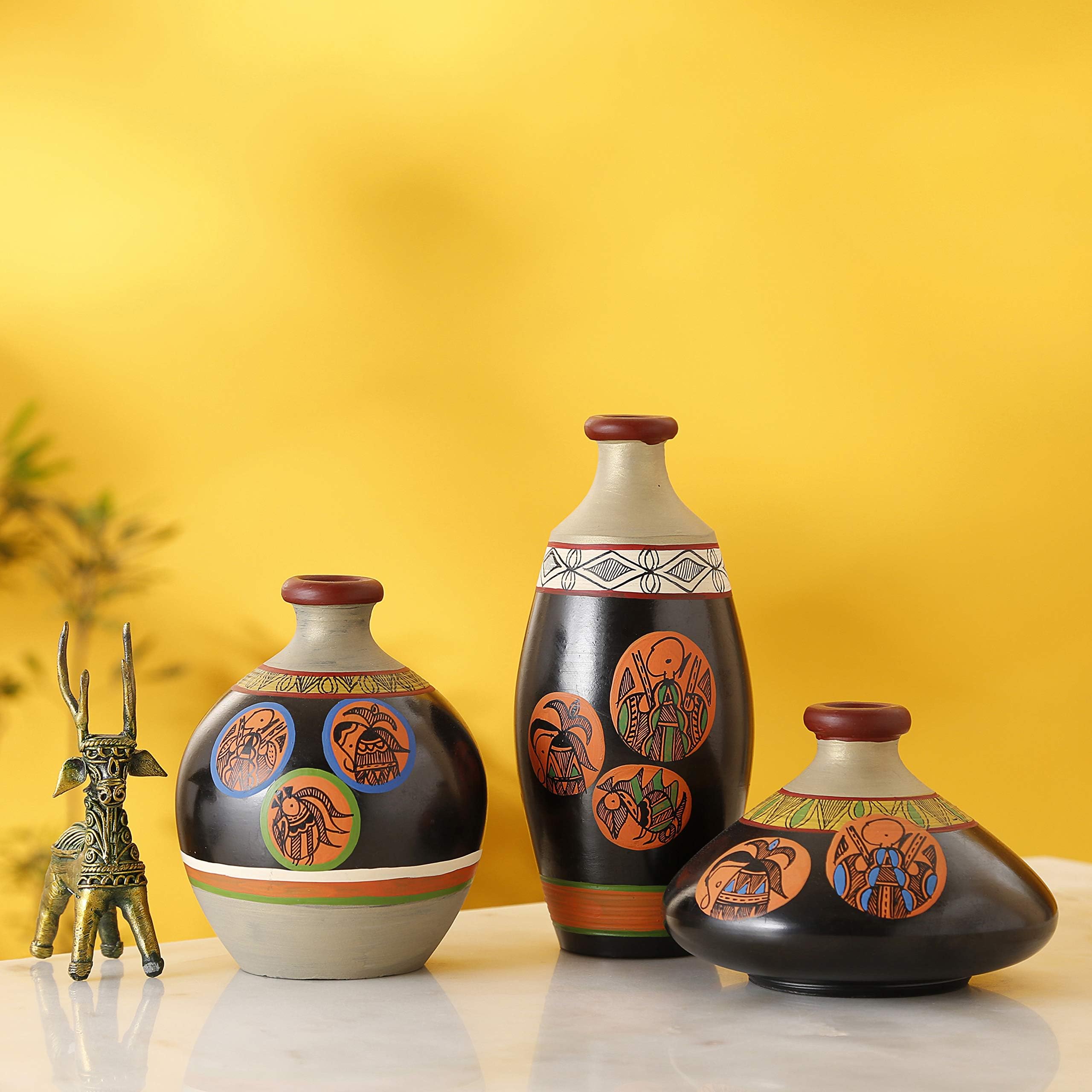 Earthenware 'Madhubani Jungle' Black Handpainted Earthen Terracotta Flower Vase, Oblong Terracotta Decorative Vases For Home Decor Earthen Pots For Home & Office (Set Of 3)