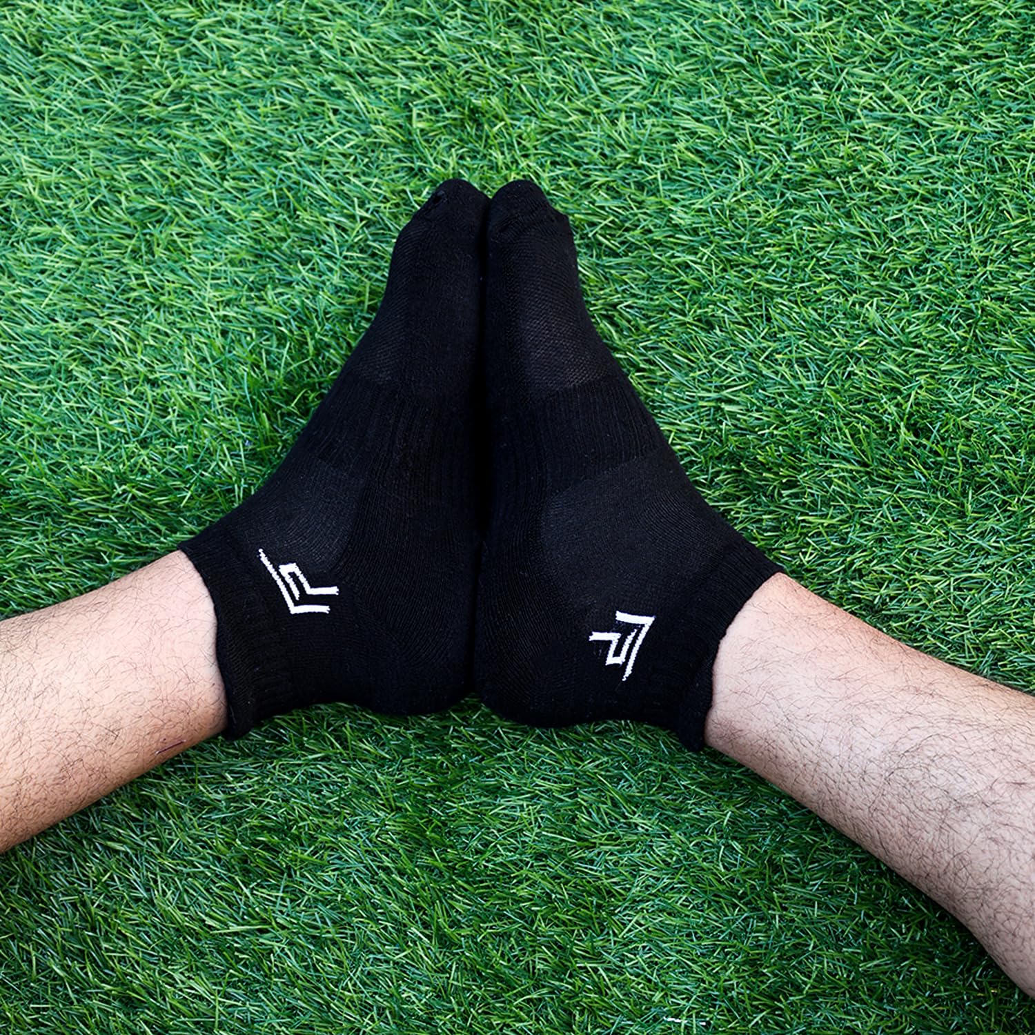 FOOTPRINTS Odour free Organic Cotton Unisex Kids Ankle Terry Sports Bamboo Socks - Black (12-15 Years) - Image 4 thumbnail