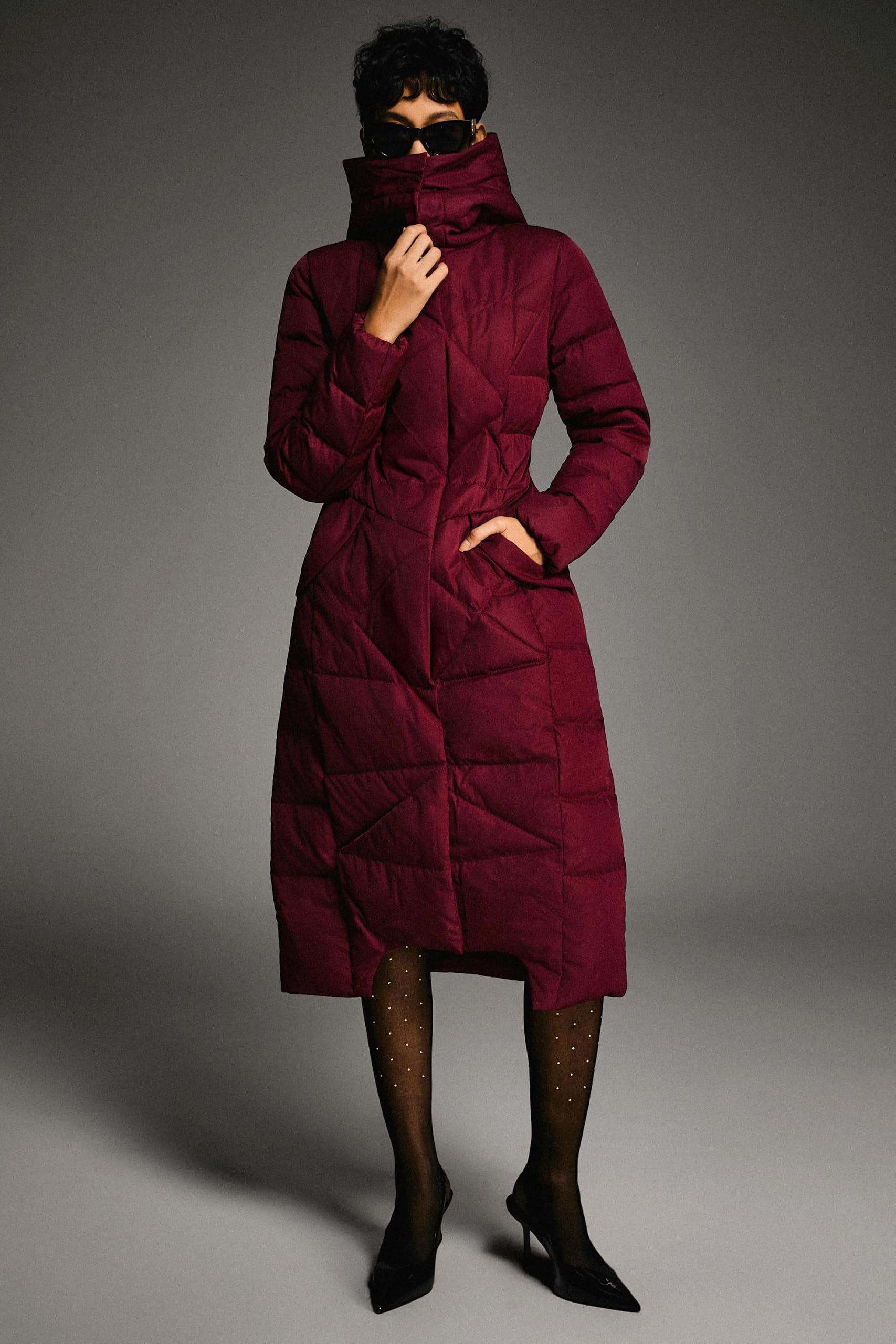 OROLAY Piumino Lungo da Donna con Cappuccio e Piumino Invernale Cappotto da Esterno Casual