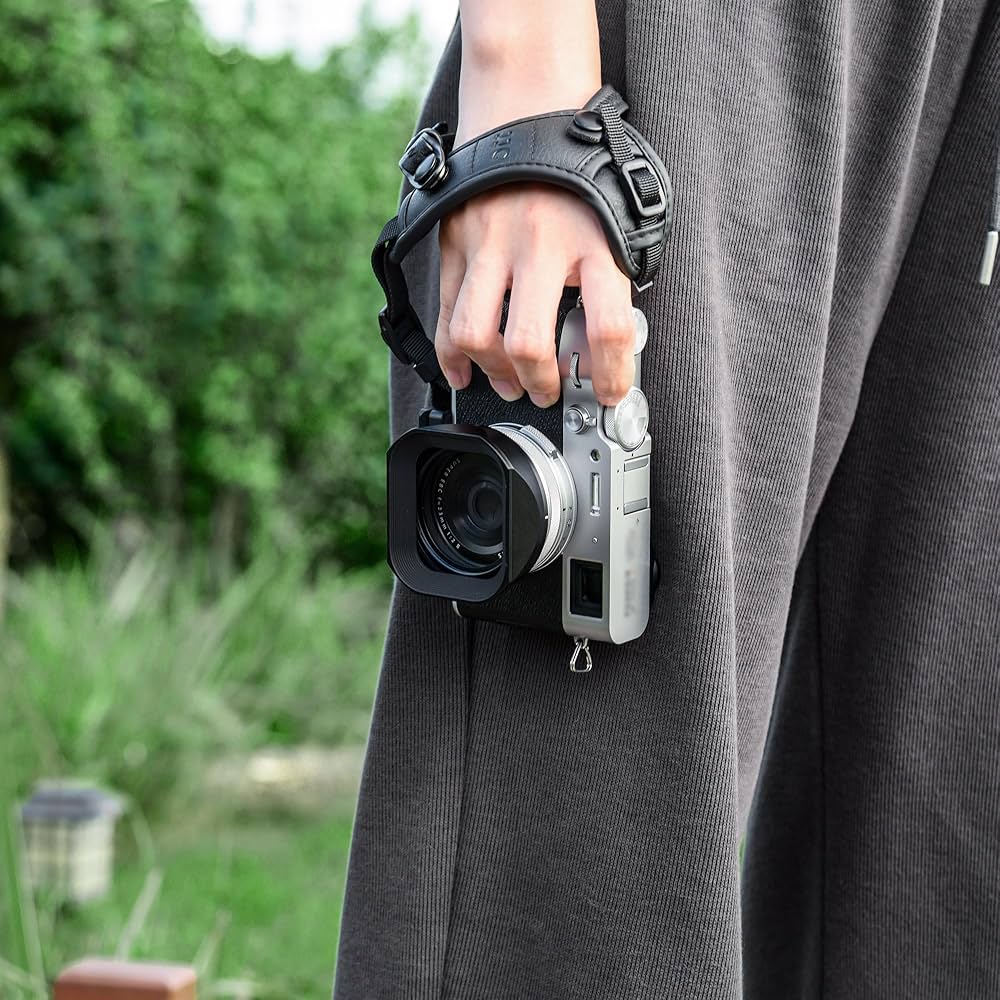 Amazon | 【新改良】JJC Fujifilm X100VI X100V X100F 用メタル