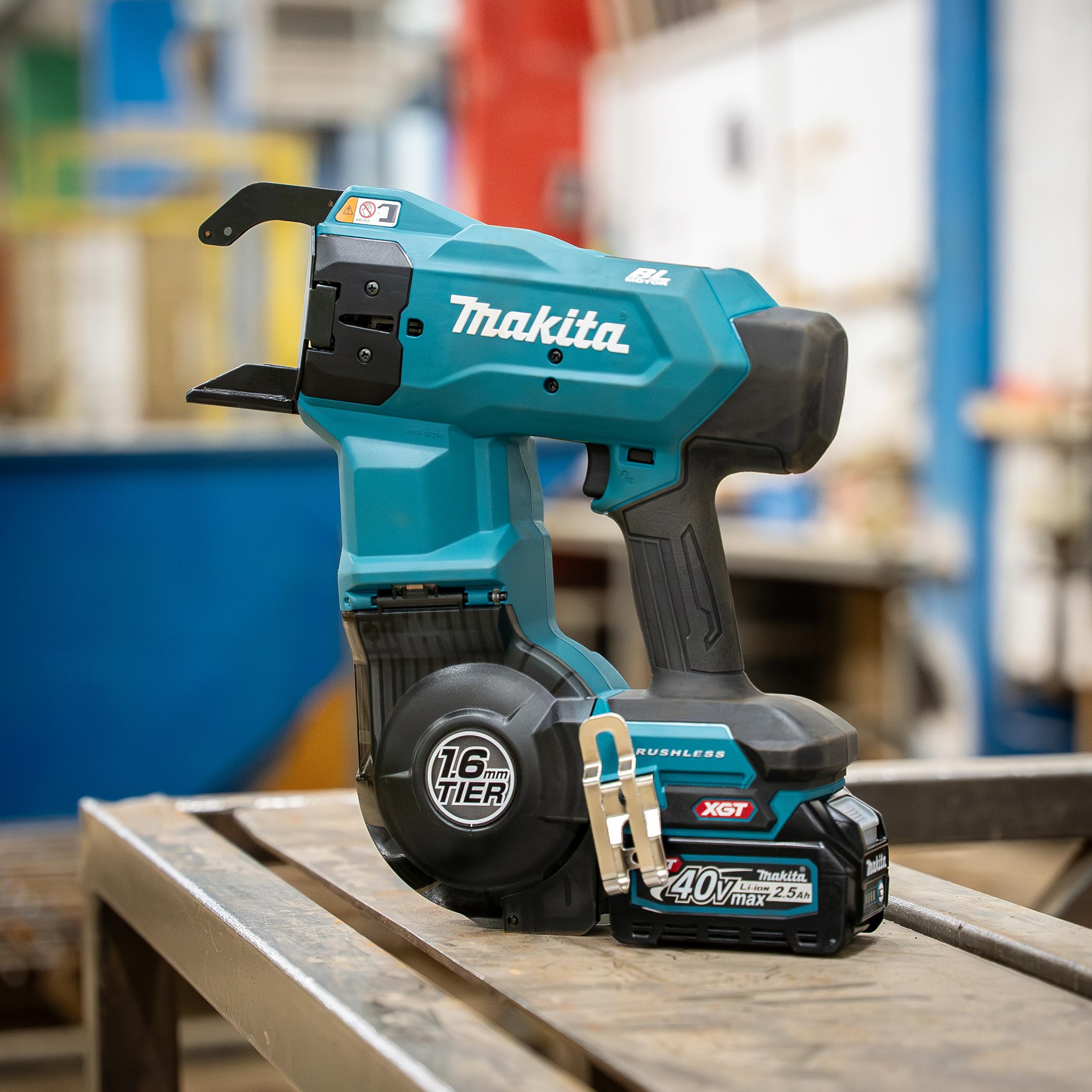 Makita TR001GZ 40V Max Li-ion XGT Herramienta de atar barras de refuerzo sin escobillas, baterías y cargador no incluidos