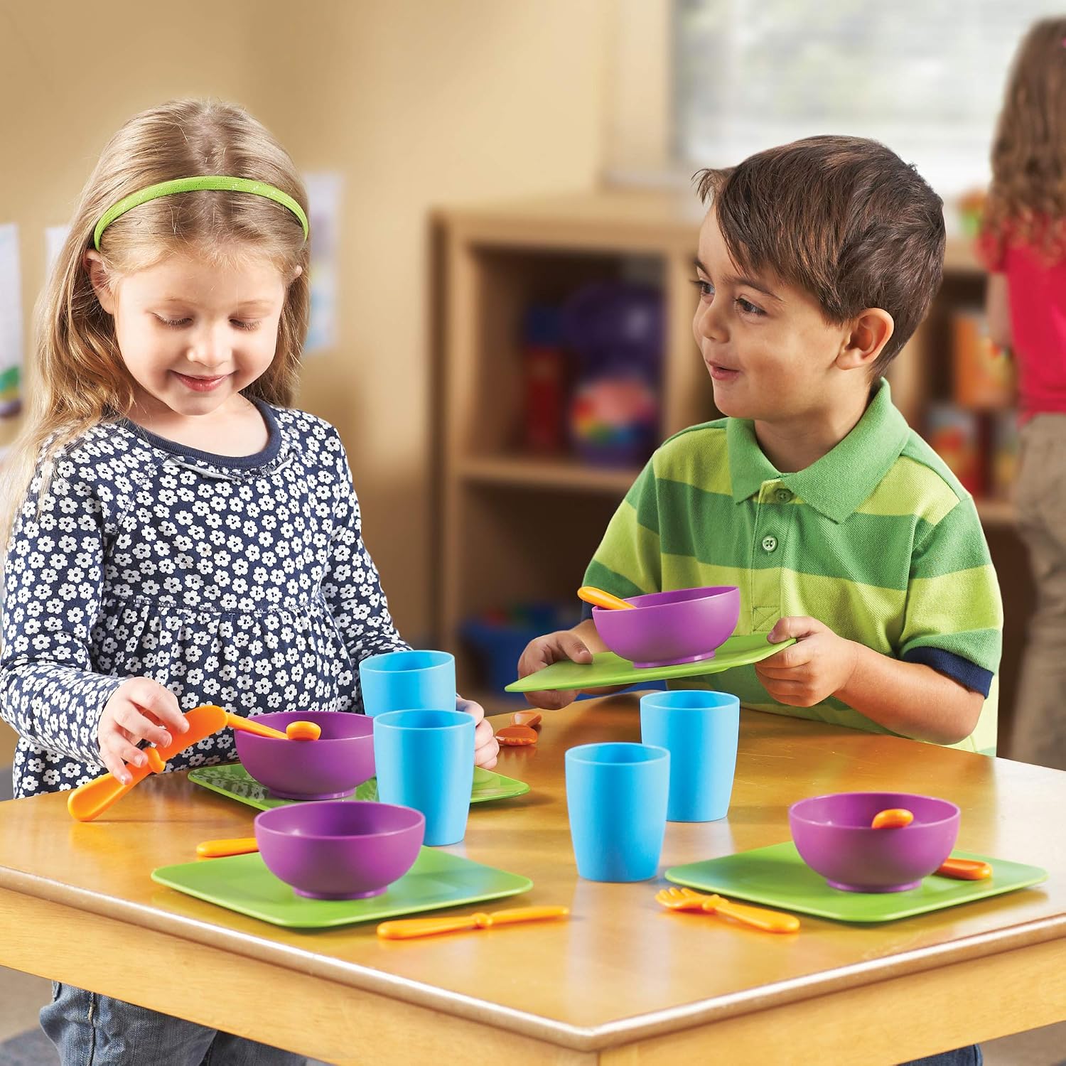 Learning Resources New Sprouts Serve It! Dish Set, Early Social Interactions, 24 Piece, Ages 2+,Multicolor,7 L x 7 W in & New Sprouts Bake It!