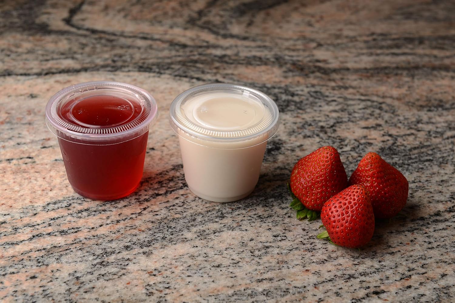 EcoQuality [1000 Pack] 4 Oz Leak Proof Plastic Condiment Souffle Containers with Lids - Plastic Portion Cup with Plastic Lid Perfect for Sauces, Samples, Slime, Jello Shot, Food Storage & More!