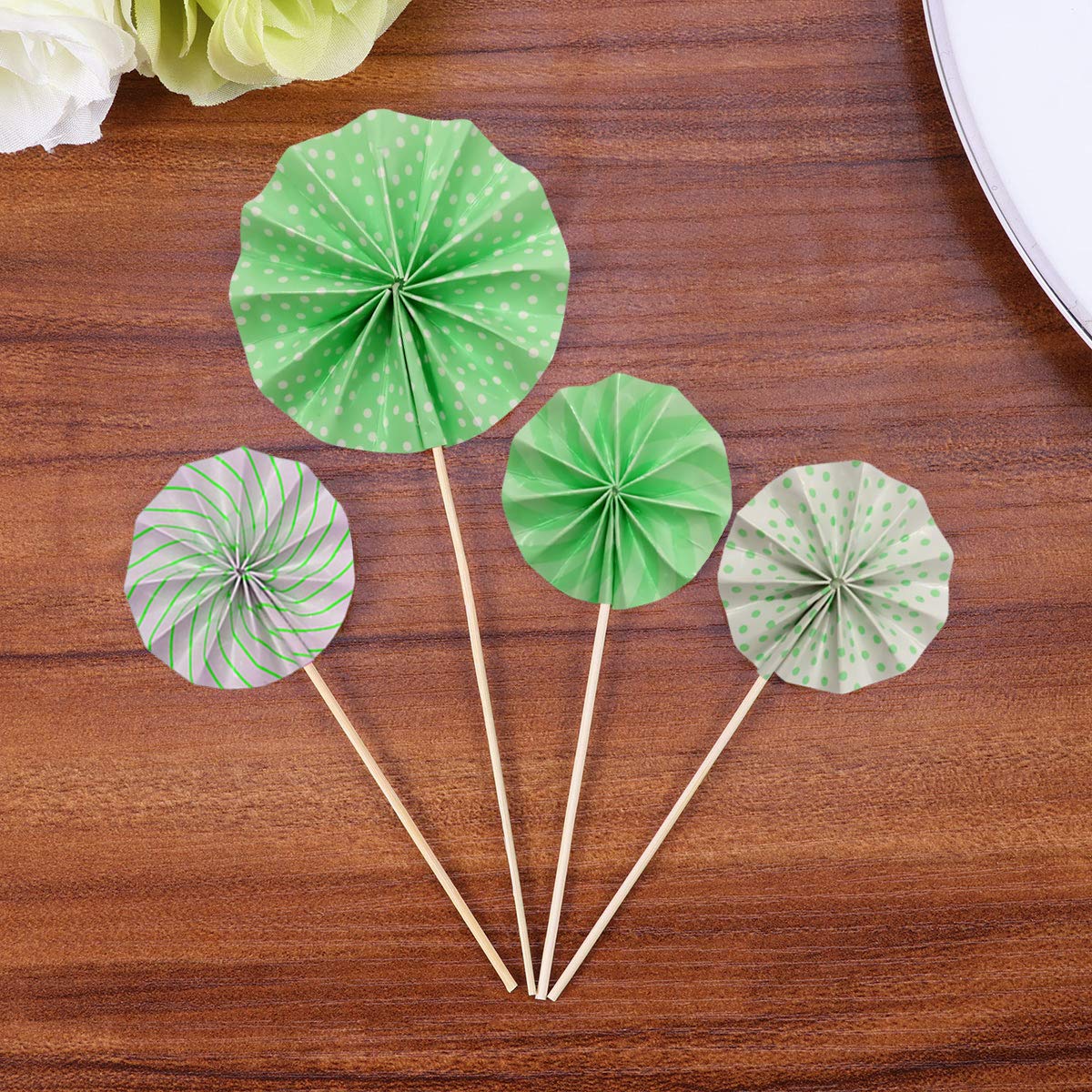 AMFIN Fan Cupcake Toppers - Light Green (Pack of 4) 1