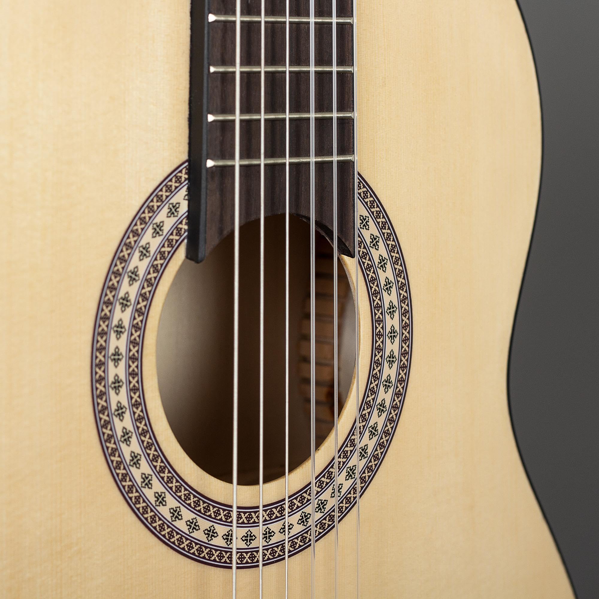Student Series - Guitarra de concierto (tamaño 1/2, incluye funda y 3 púas)