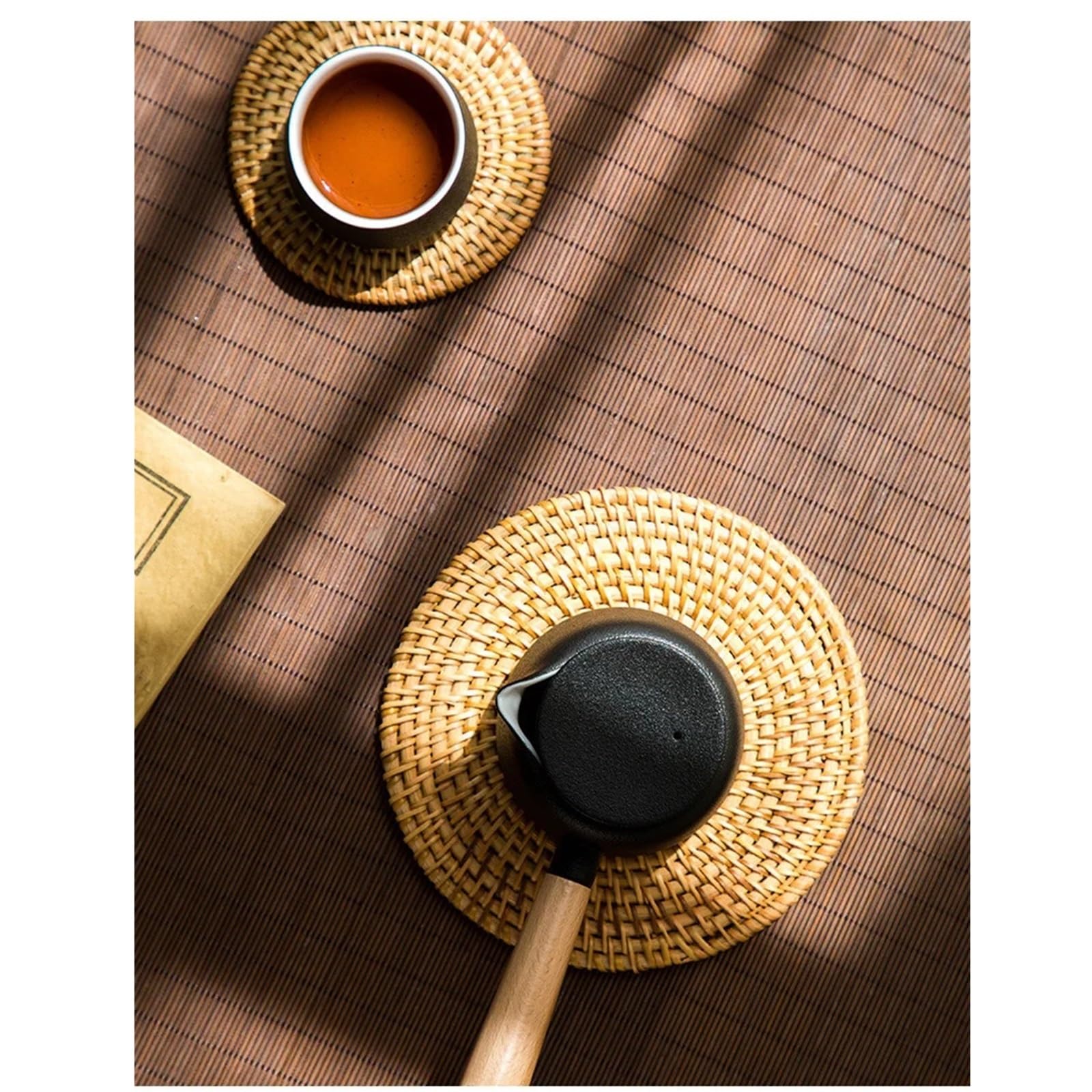 Set di sottobicchieri in rattan intrecciato a mano da 6 pezzi con supporto portaoggetti Per Tavolo