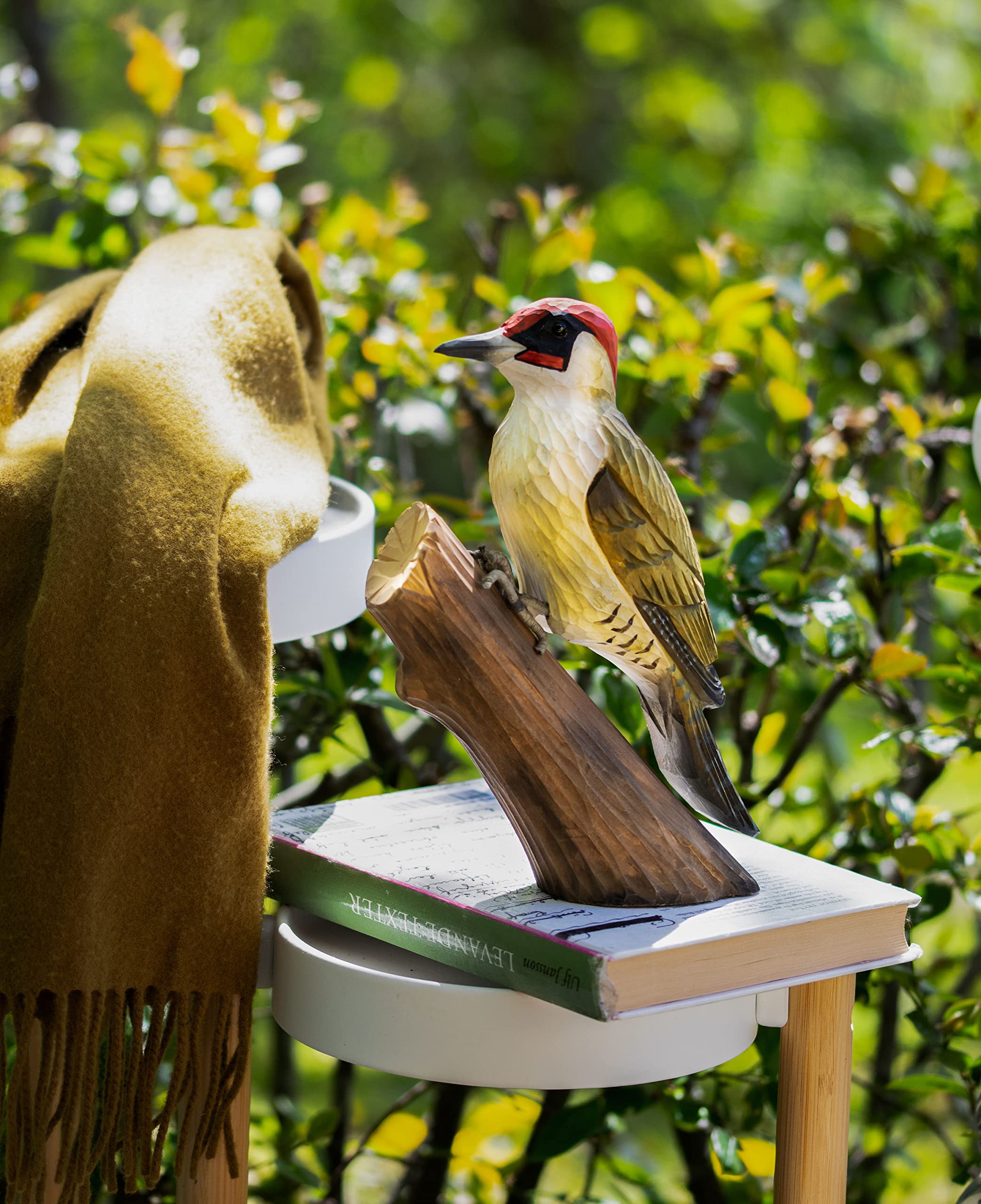 WILDLIFEGARDEN WG452 DecoBird dzięcioł zielony - ręcznie rzeźbiony dekoracyjny ptak z drewna - duże ptaki europejskie