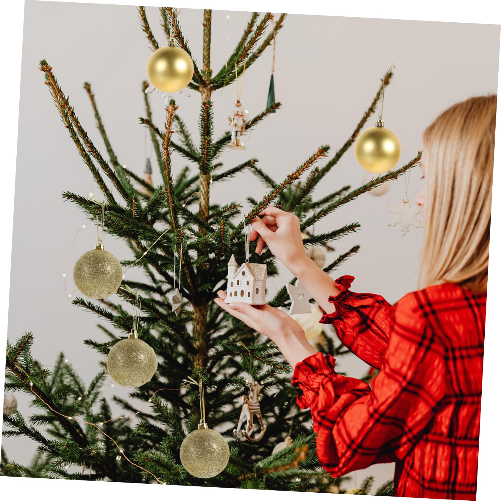 Caja 100 Bolas Doradas Navideñas para Árbol, Adornos Colgantes de Plástico Creativos de 3-6 Cm para Embellecimiento del Hogar y Ambiente Festivo