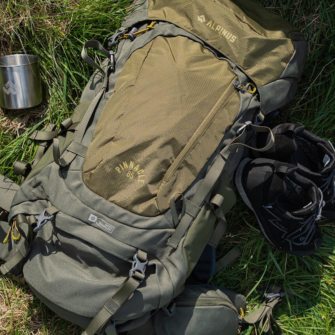 Alpinus - Pinnacle 65L plecak turystyczny, plecak sportowy i outdoorowy, trekkingowy z dużą komorą główną, wytrzymały materiał, ergonomiczny - oliwkowy