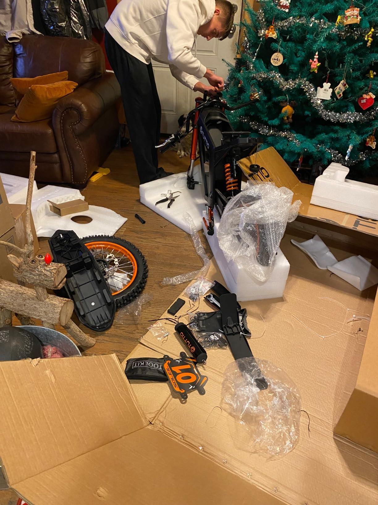 Soleil01 Electric-Dirt-Bike for Teens Adults, 14"/12" Fat Tire 2000W Electric-Motorcycle with 48V 21AH Battery Ebike 37MPH Hydraulic Brakes Mountain Off-Road EBike Fit Age 13+ photo review