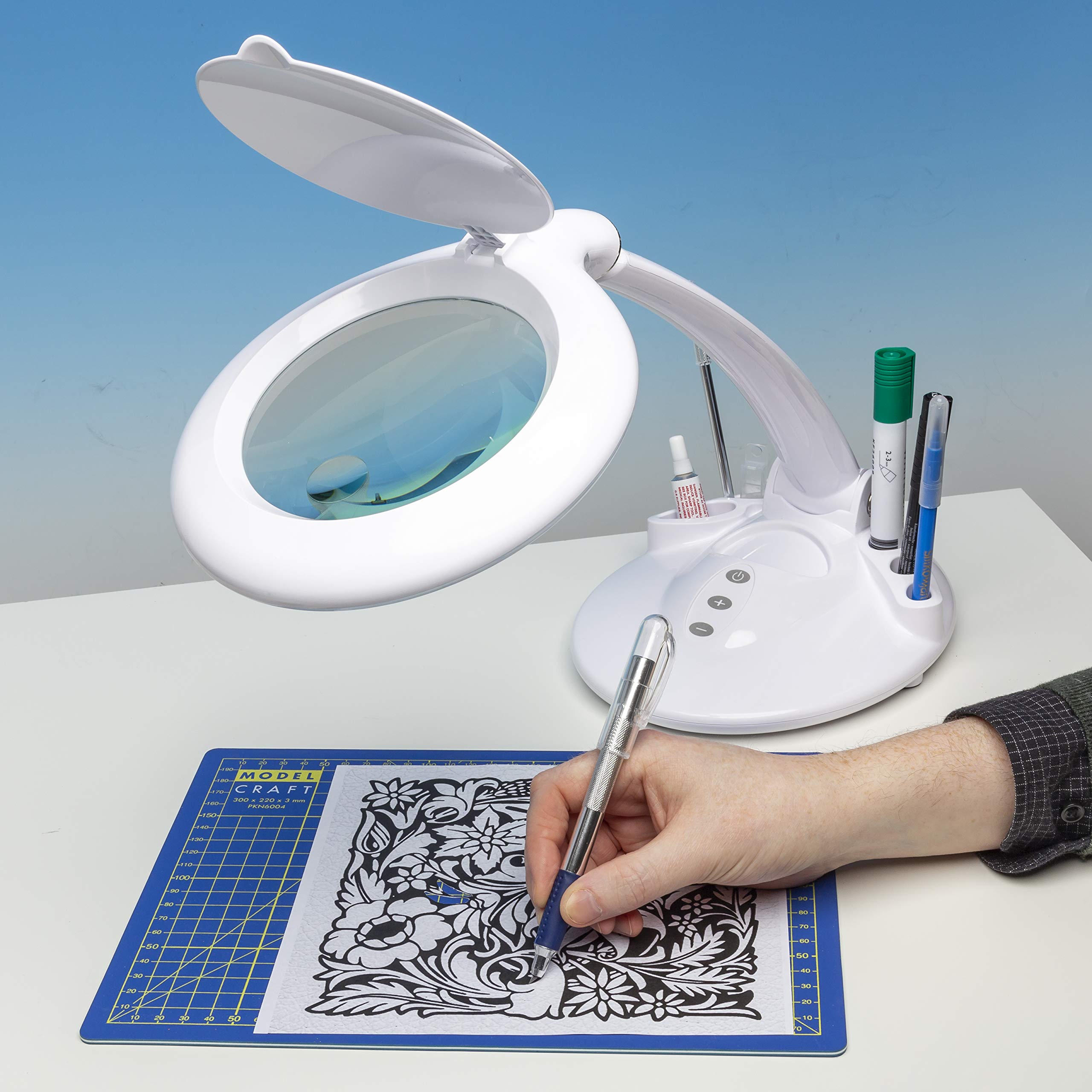 Lightcraft Lampa stołowa LED z lupą z podstawą organizera