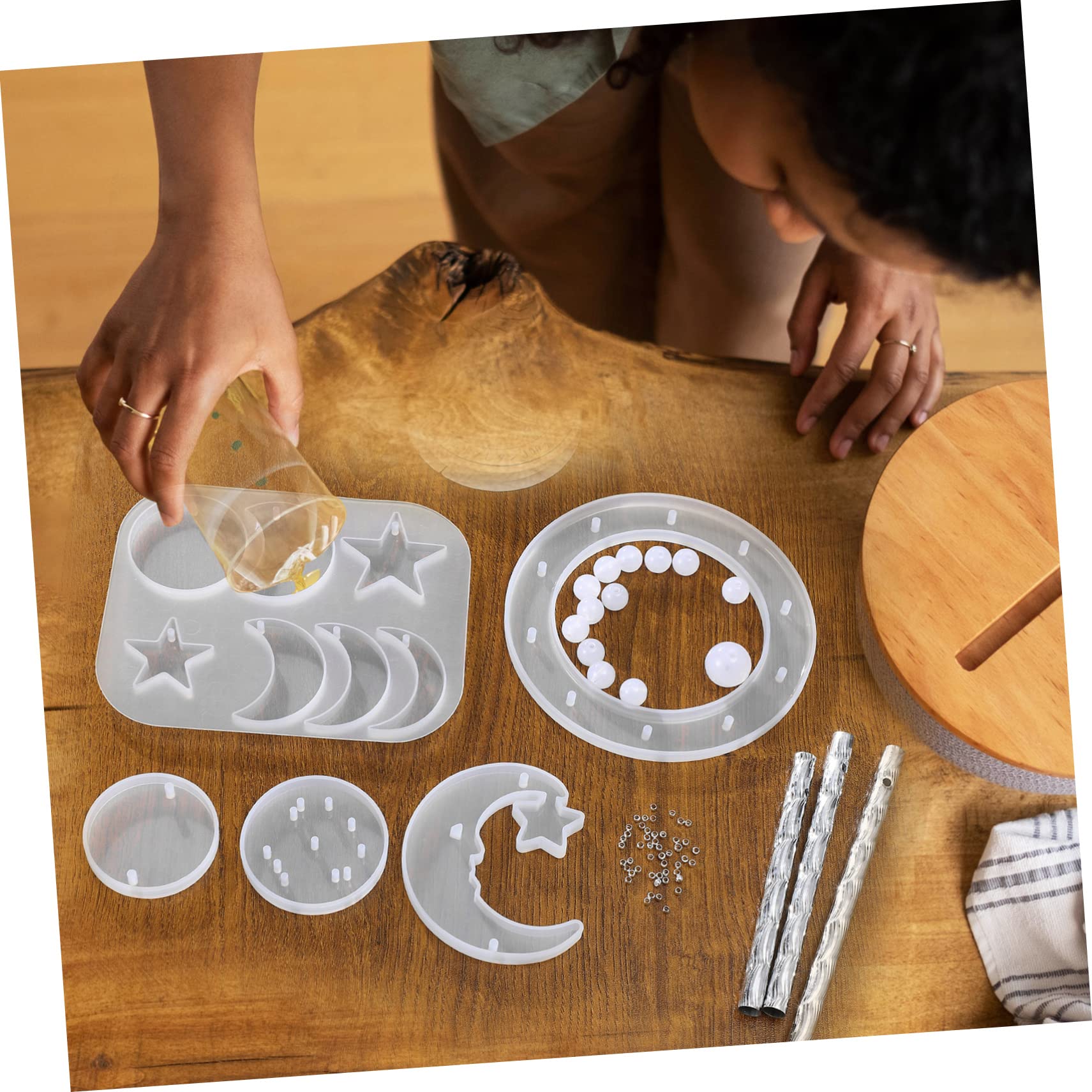 TEHAUX 5juegos Moldes De Silicona Para Crear Mobiles De Viento Kit De Epoxy Resin Instrucciones Inglés Materiales Para Manualidades y Suministros De