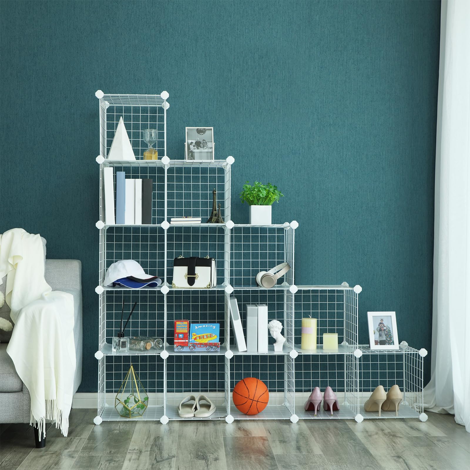 SONGMICS Meuble de Rangement à 16 Cubes, Étagère Modulable en Fil Métallique, avec Supports de Fond, pour Chaussures, Livres, Jouets, Vêtements, Salle de Bain, Salon, 31 x 123 x 123 cm, Blanc LPI44W