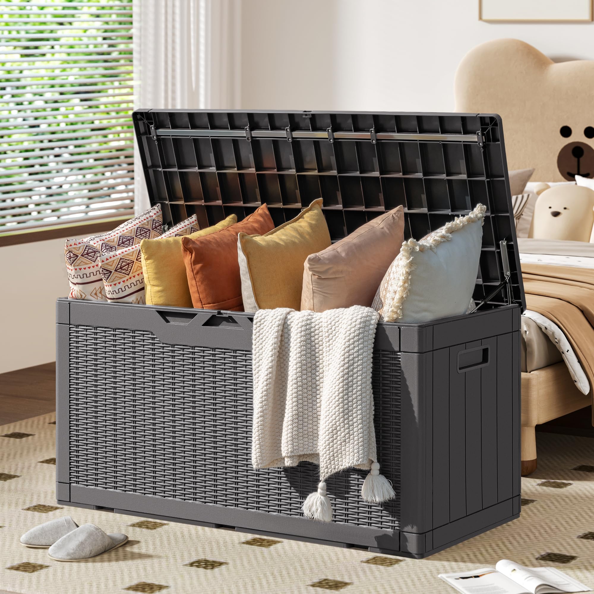 YESHOMY 100 Gal Plastic Storage Bin with Lid