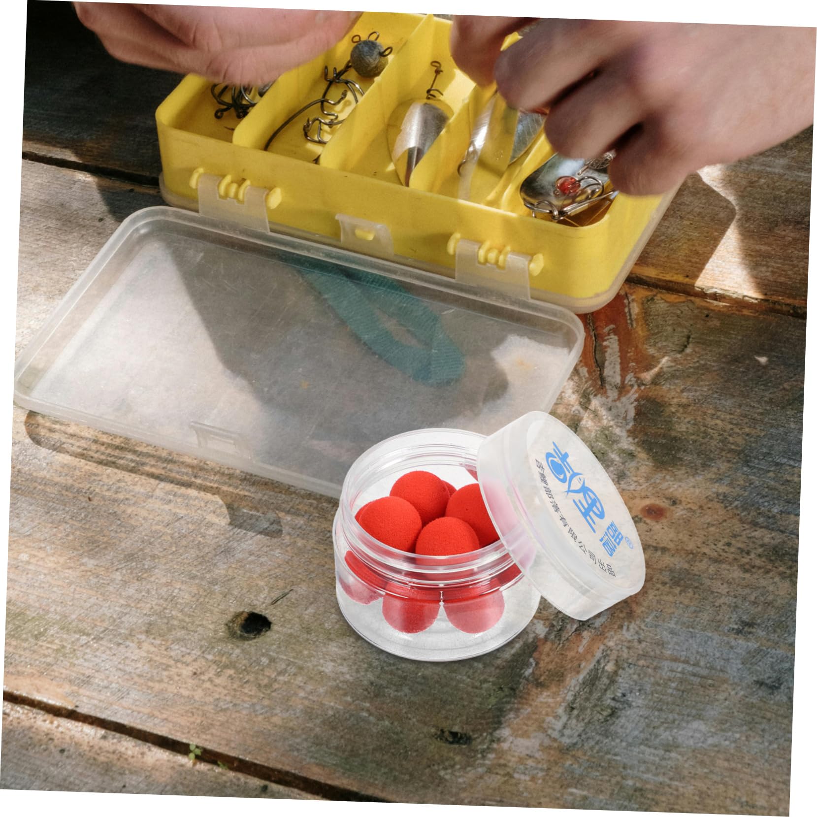 KICHOUSE Stink Bait for Red Strawberry Flavored Soft Fishing Beads Carp Baits PVA Smell Lure 1.4cm