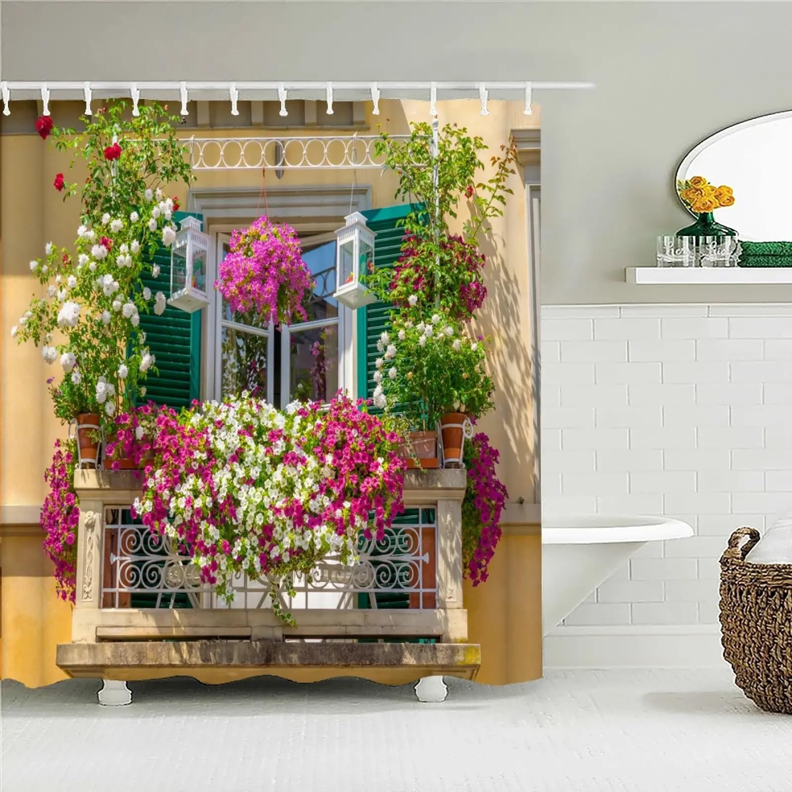 Rideau de douche imprimé rue européenne de 120x190 cm pour une salle de bain au décor fleuri
