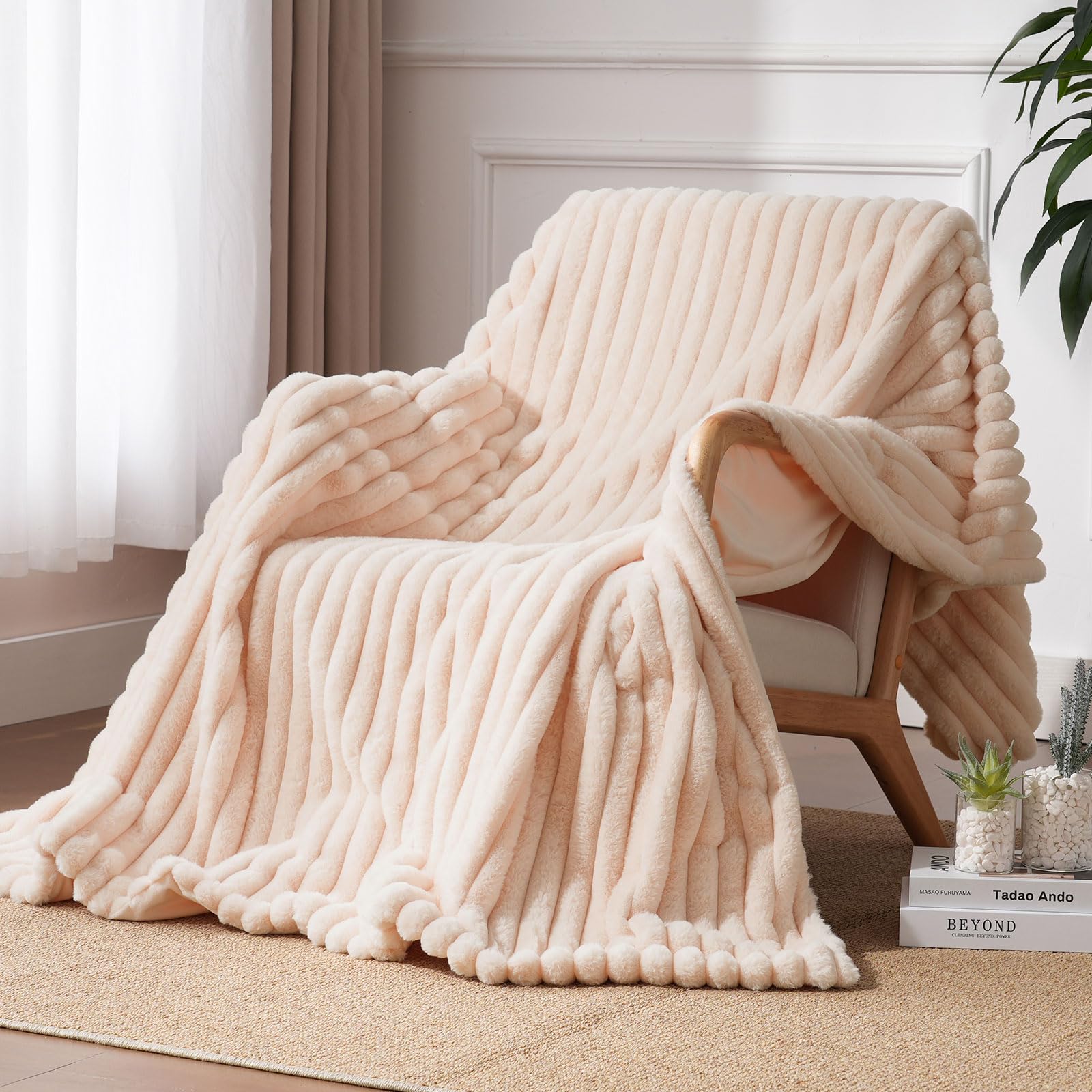 Coperta Pelliccia Sintetica Matrimoniale, Coperta Invernale Ultra Morbida Pelosa Plaid Pelliccia Finta Calda Extra Large per divano camera letto (Albicocca, W130 x L160CM)