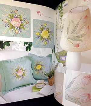 フランス刺繍と図案117 花とリボン | 戸塚 貞子 |本 | 通販 | Amazon