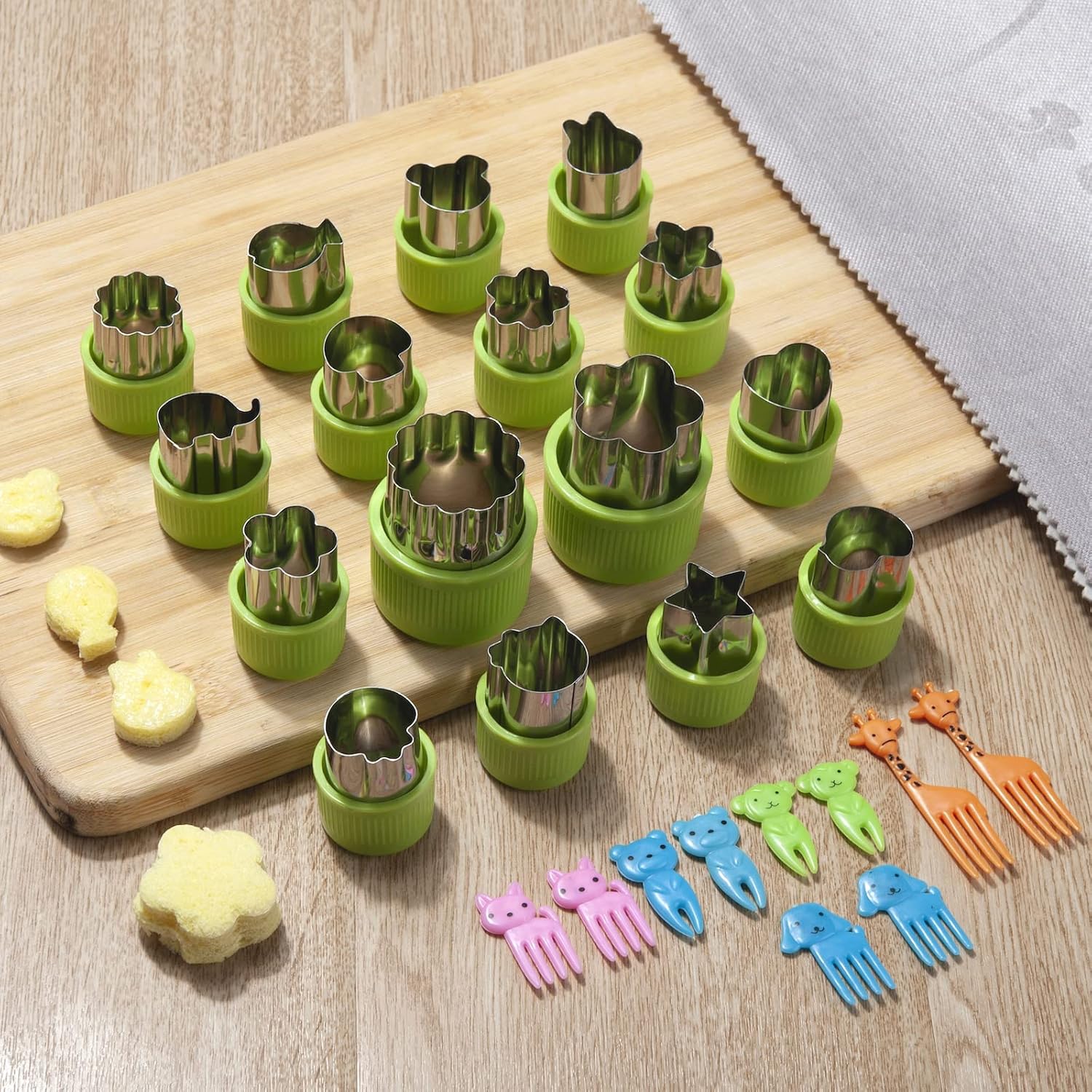 ONUPGO Vegetable Cutters Shapes Set - Cookie Cutters Fruit Mold Cheese Presses Stamps for Kids Shaped Treats Food Making Cute Cutouts for Customizing