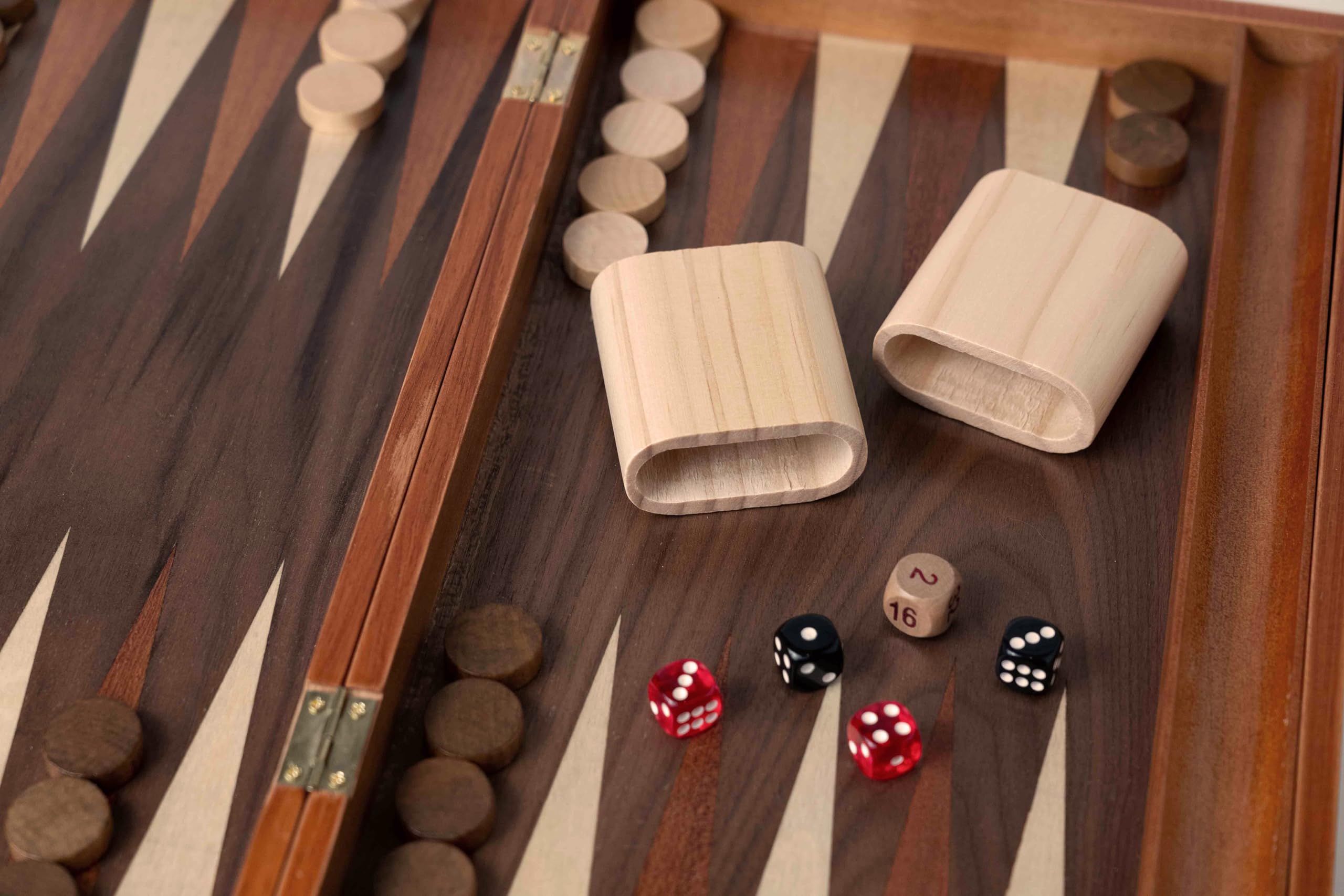 Compra - Juego de Mesa - Aquamarine - Ajedrez, Damas y Backgammon (A) Modelo Maletín 3 en 1 Compra - Juego de Mesa - Aquamarine - Ajedrez, Damas y Backgammon (A) Modelo Maletín 3 en 1