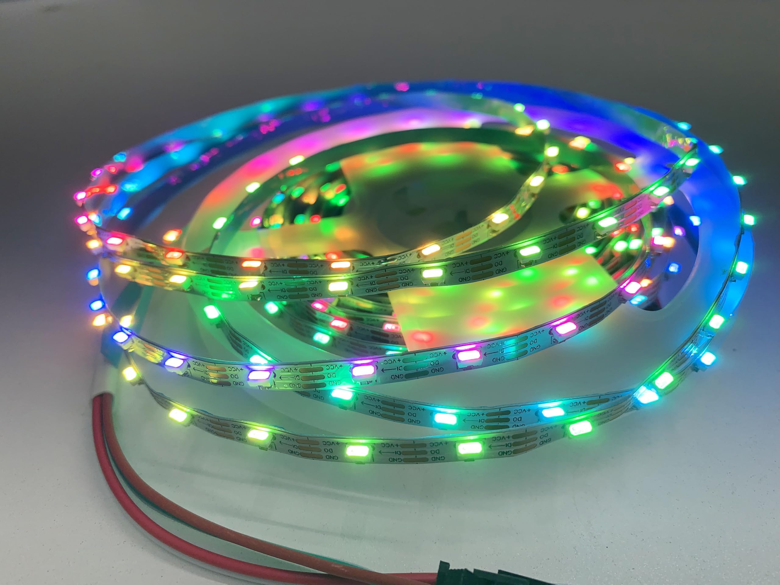 DC5V WS2812B cyfrowa taśma LED emitująca z boku SK6812 4020 IC 60 LED/m 5 mm RGB, w pełni kolorowa, indywidualnie adresowalna taśma LED IC